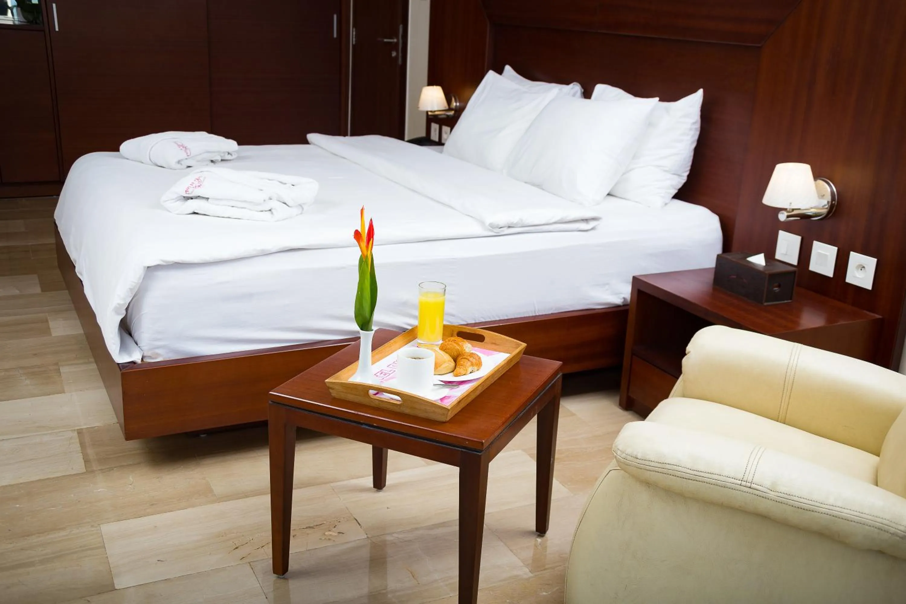 Bedroom in Hotel du Golfe