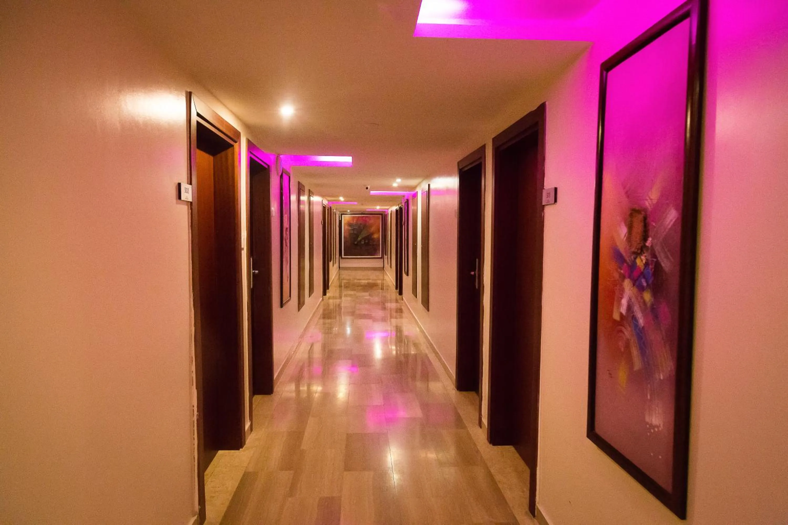 Bedroom in Hotel du Golfe