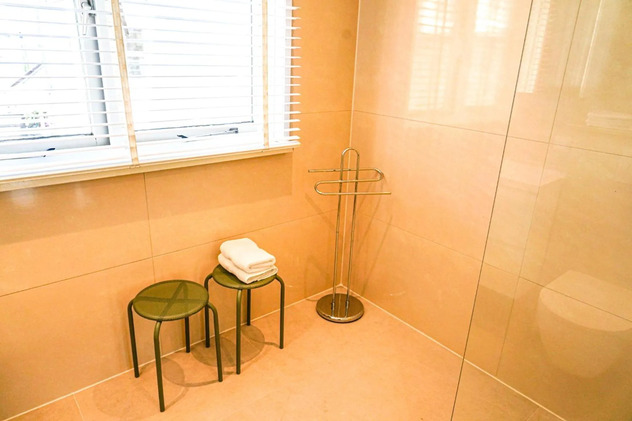 Bathroom in The Balcony at Prinsen Canal apartment Amsterdam