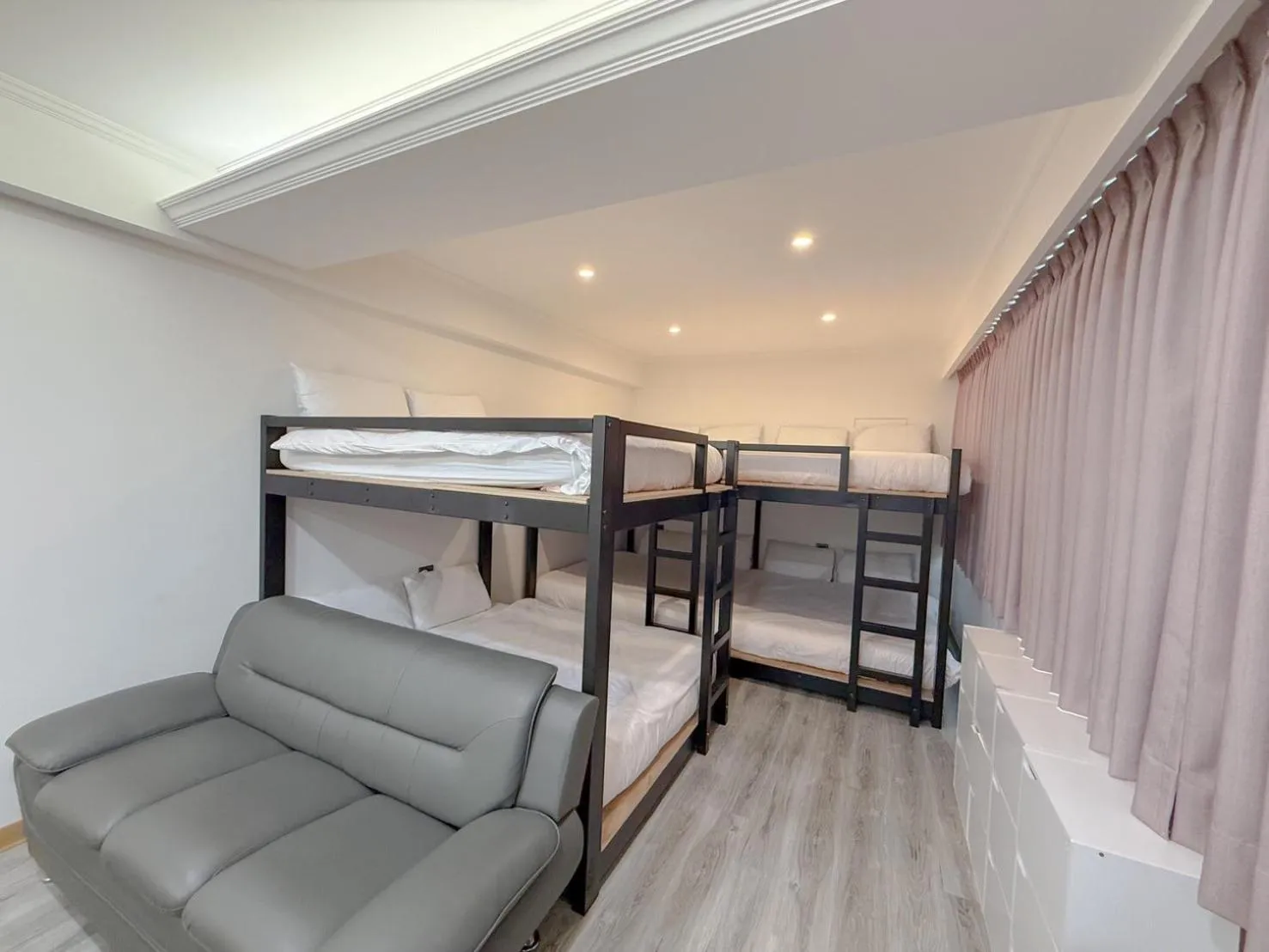 Photo of the whole room, Bed in Tamshui Homestay