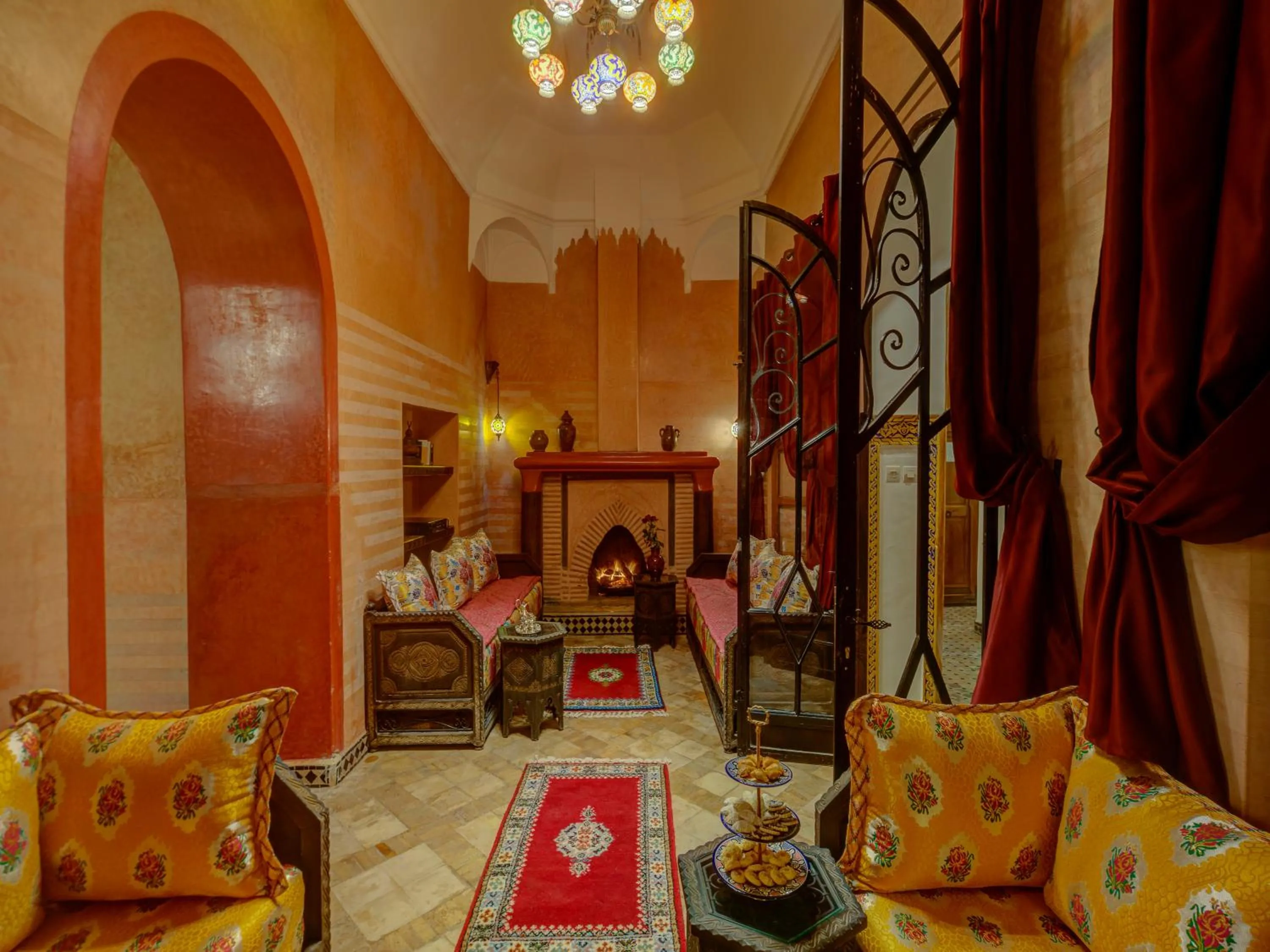 Living room in Palais Tinmel Marrakech