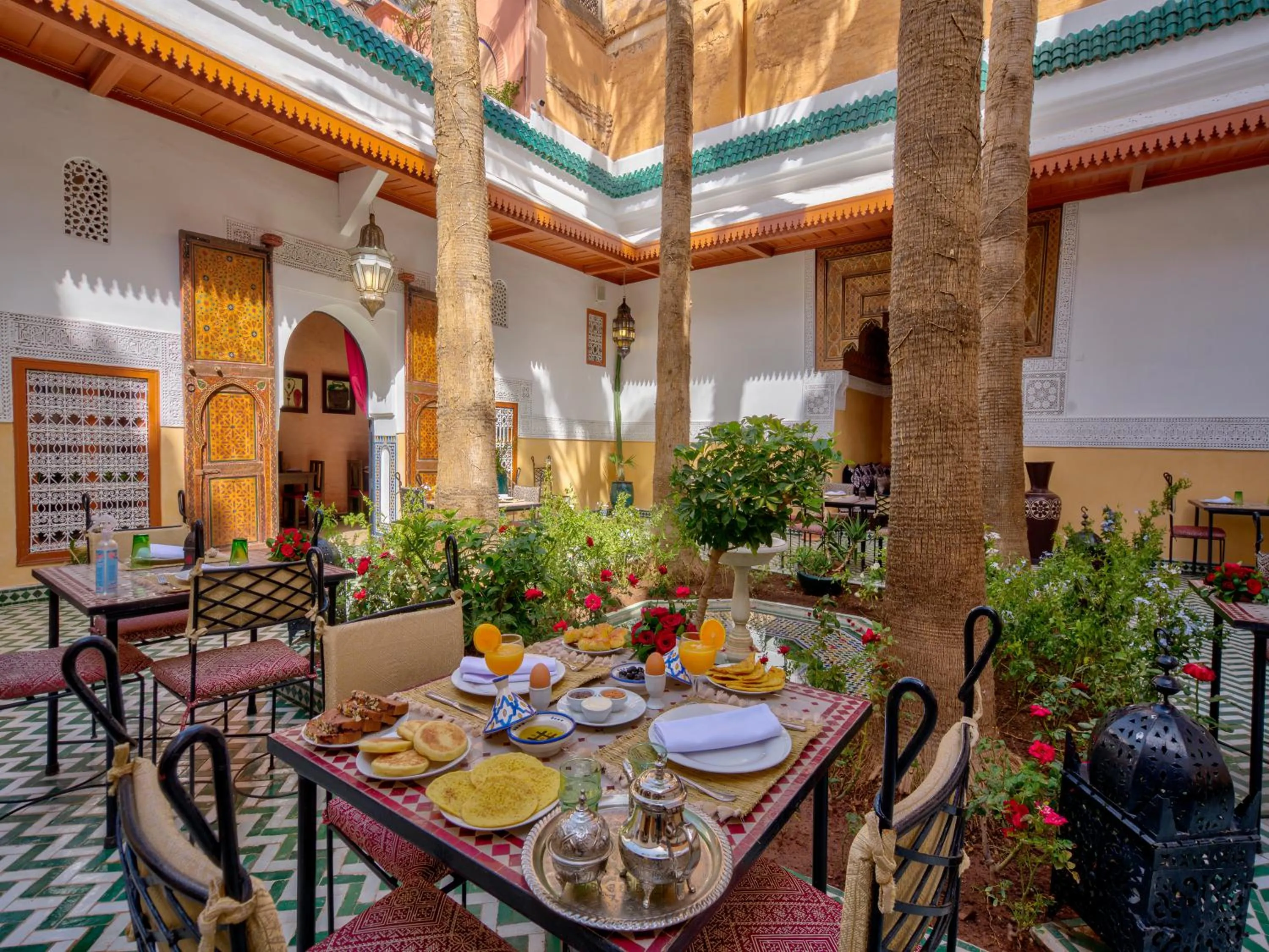 Breakfast in Palais Tinmel Marrakech