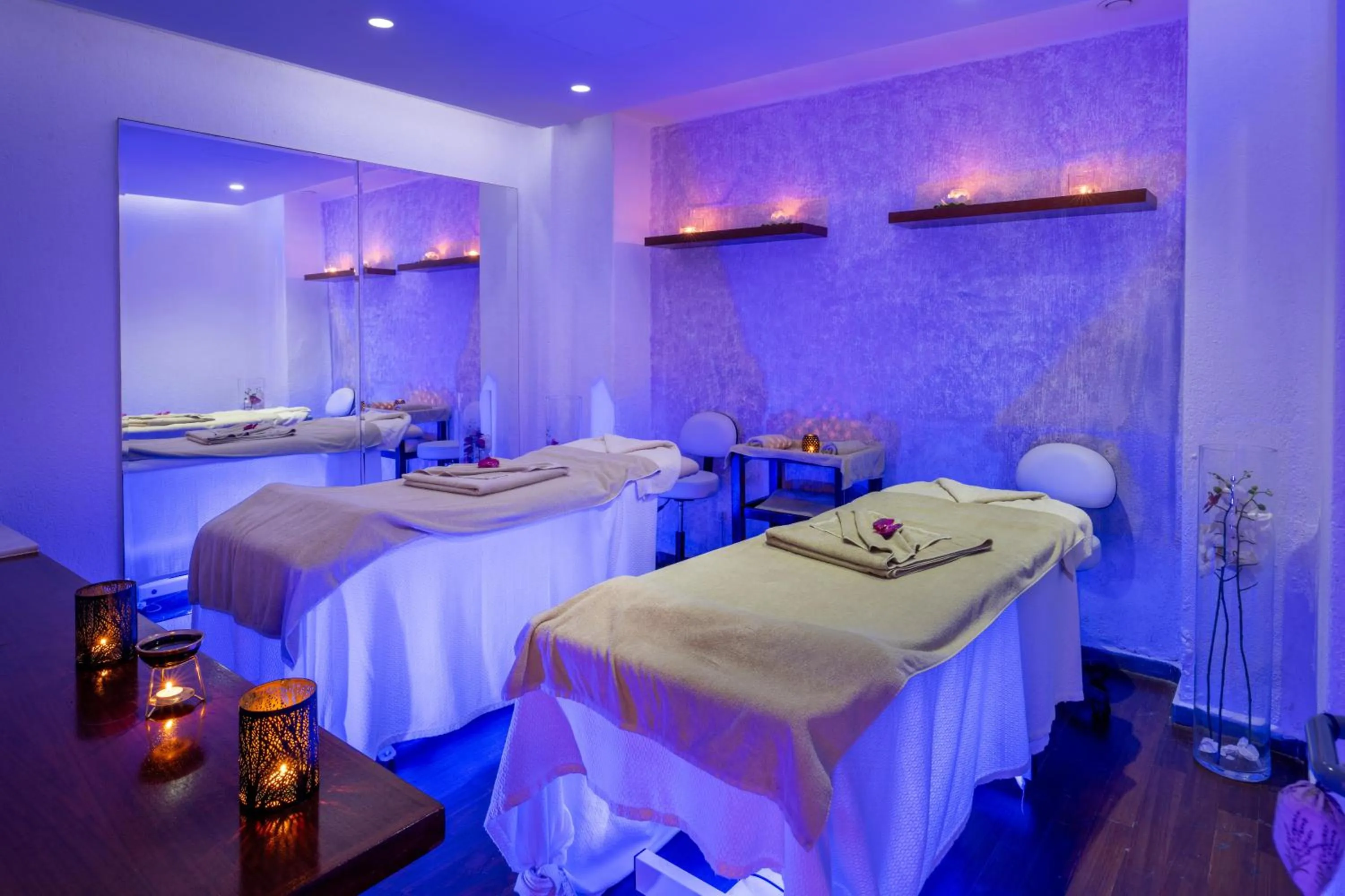 Spa and wellness centre/facilities in Coral Beach Hotel & Resort Cyprus