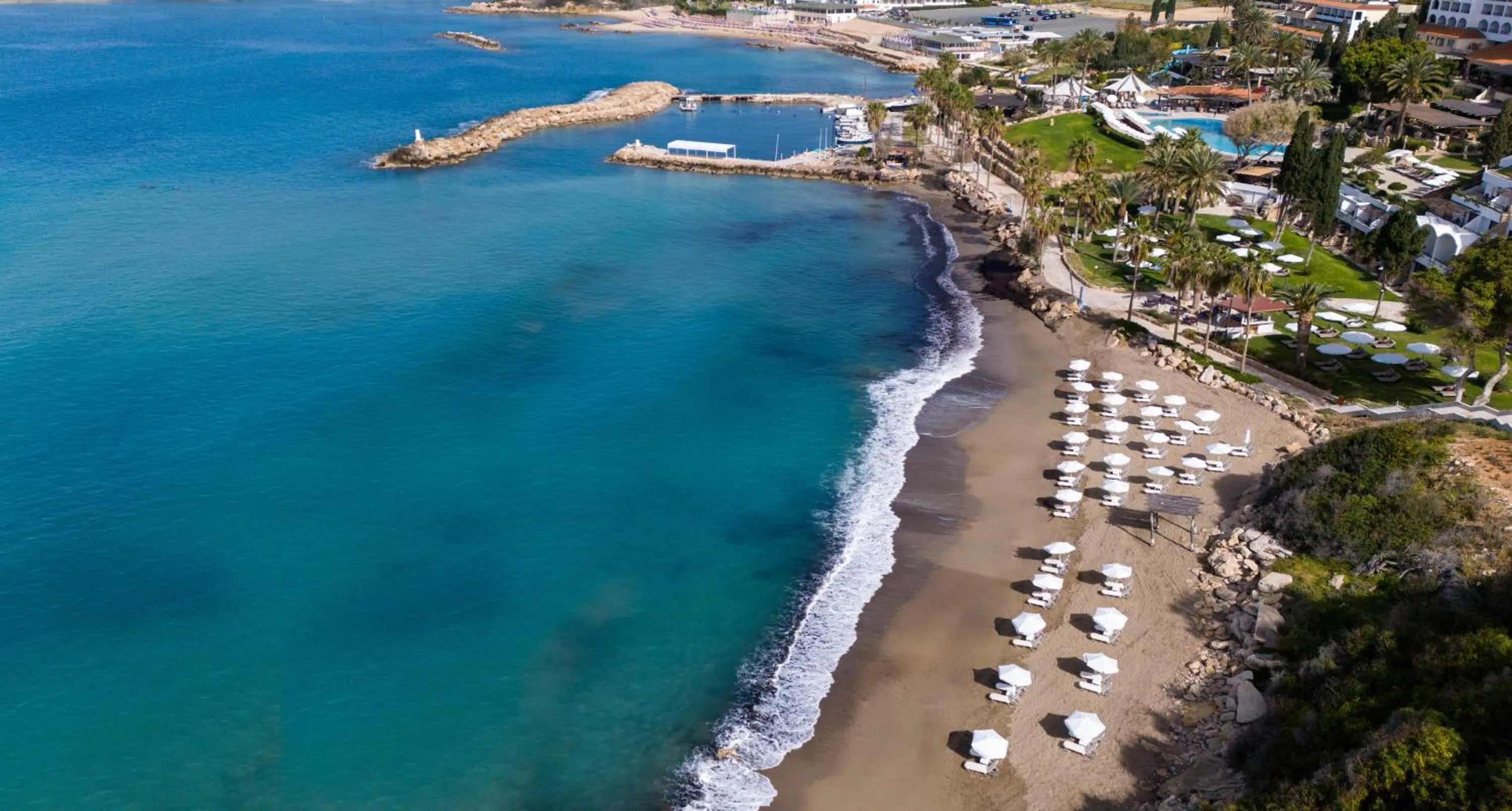 Property building in Coral Beach Hotel & Resort Cyprus