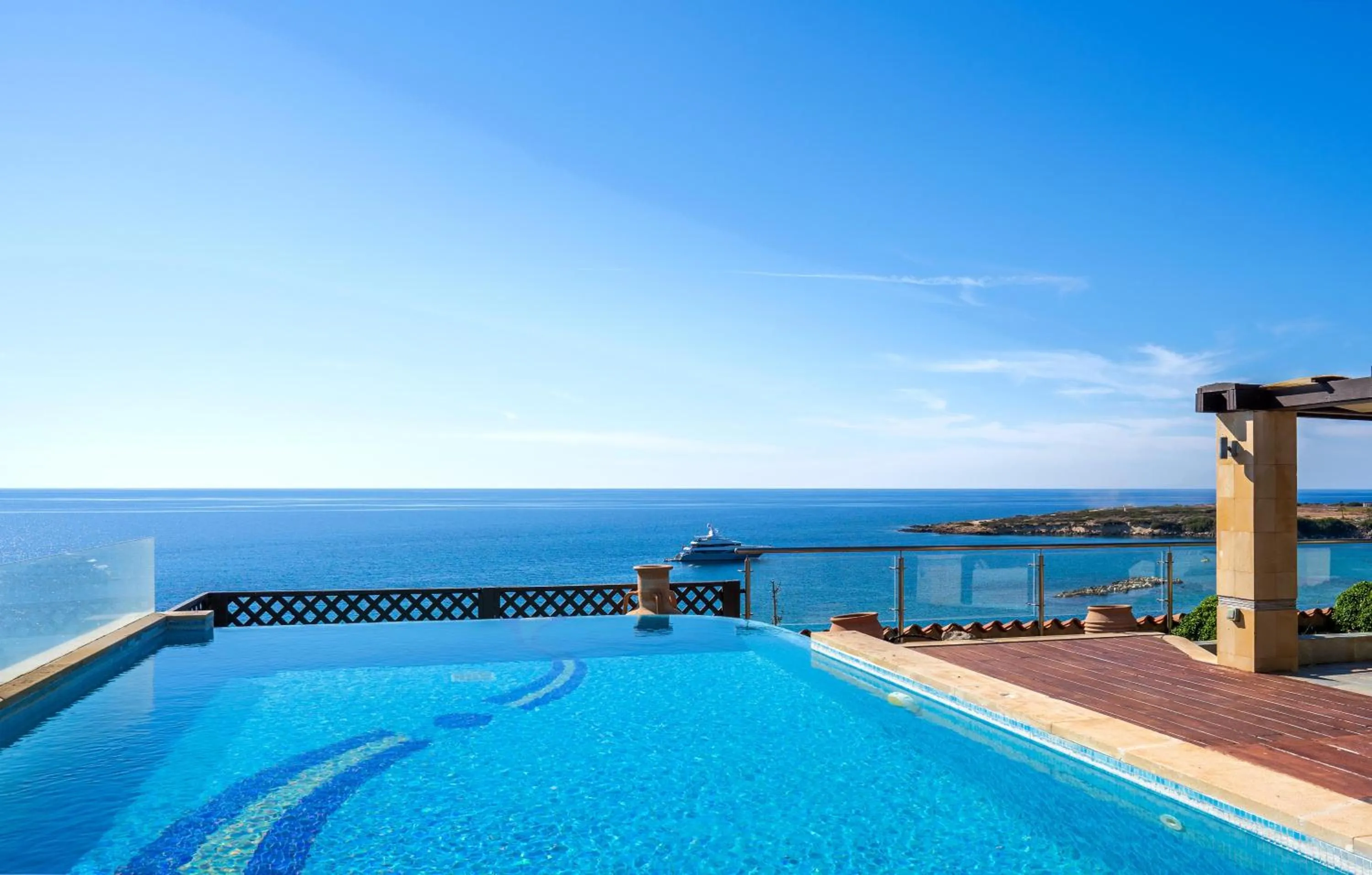 Photo of the whole room in Coral Beach Hotel & Resort Cyprus