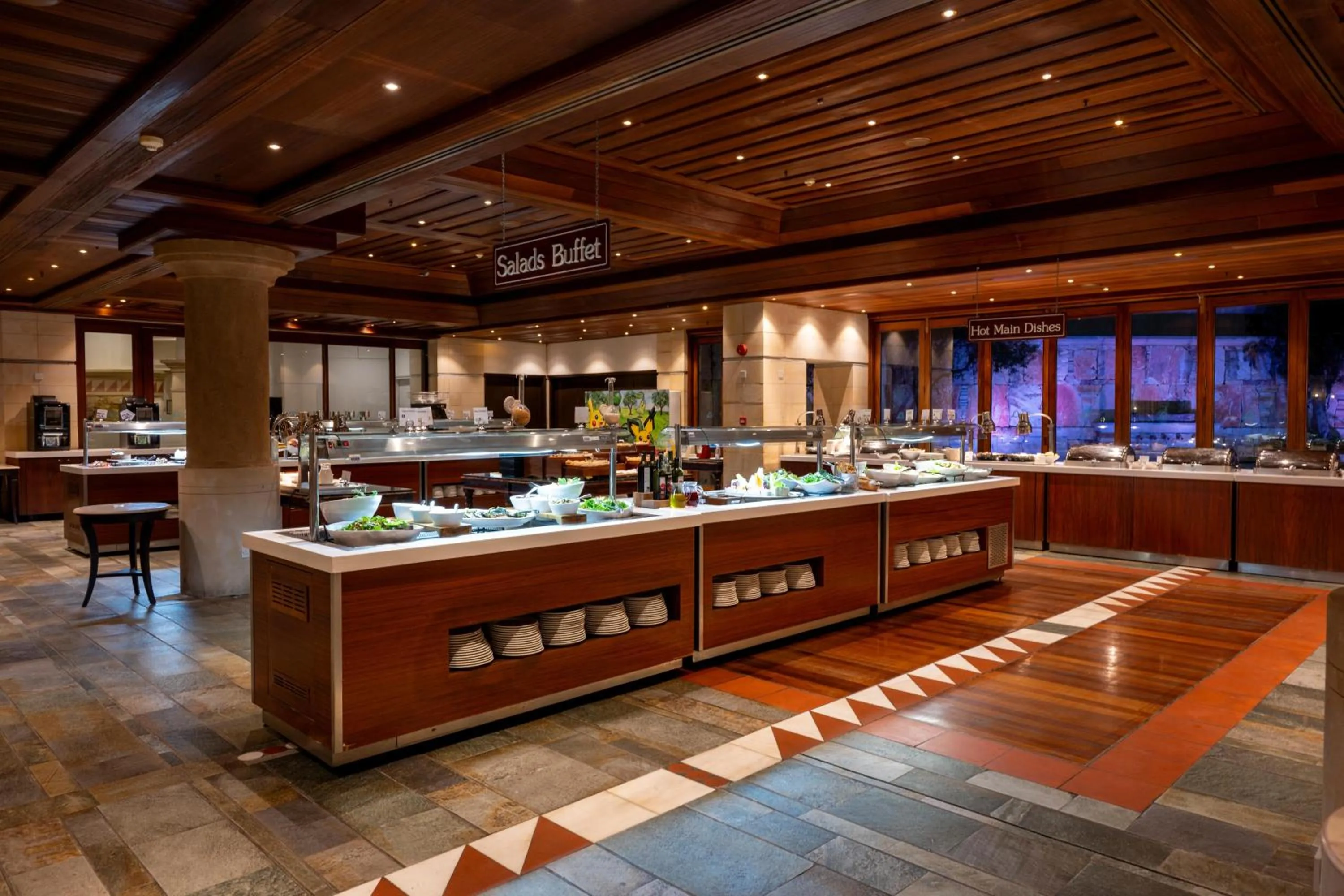 Restaurant/places to eat in Coral Beach Hotel & Resort Cyprus