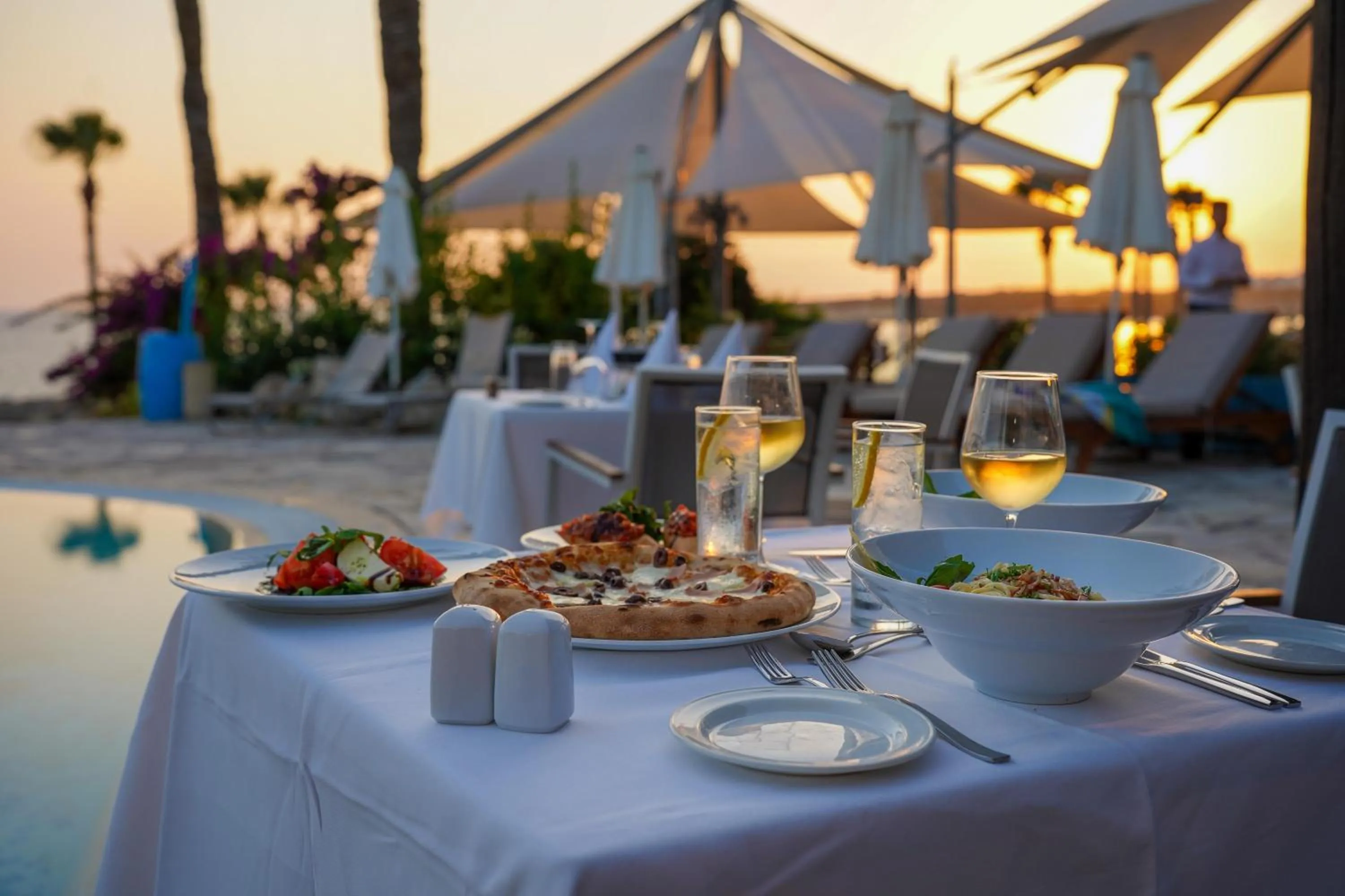 Restaurant/places to eat in Coral Beach Hotel & Resort Cyprus