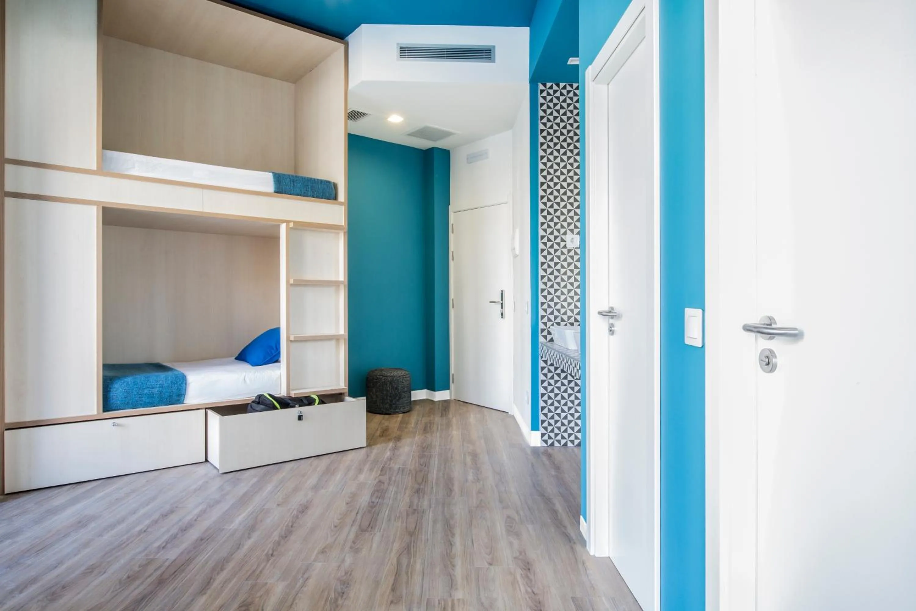 Bedroom, Bed in Mola Hostel