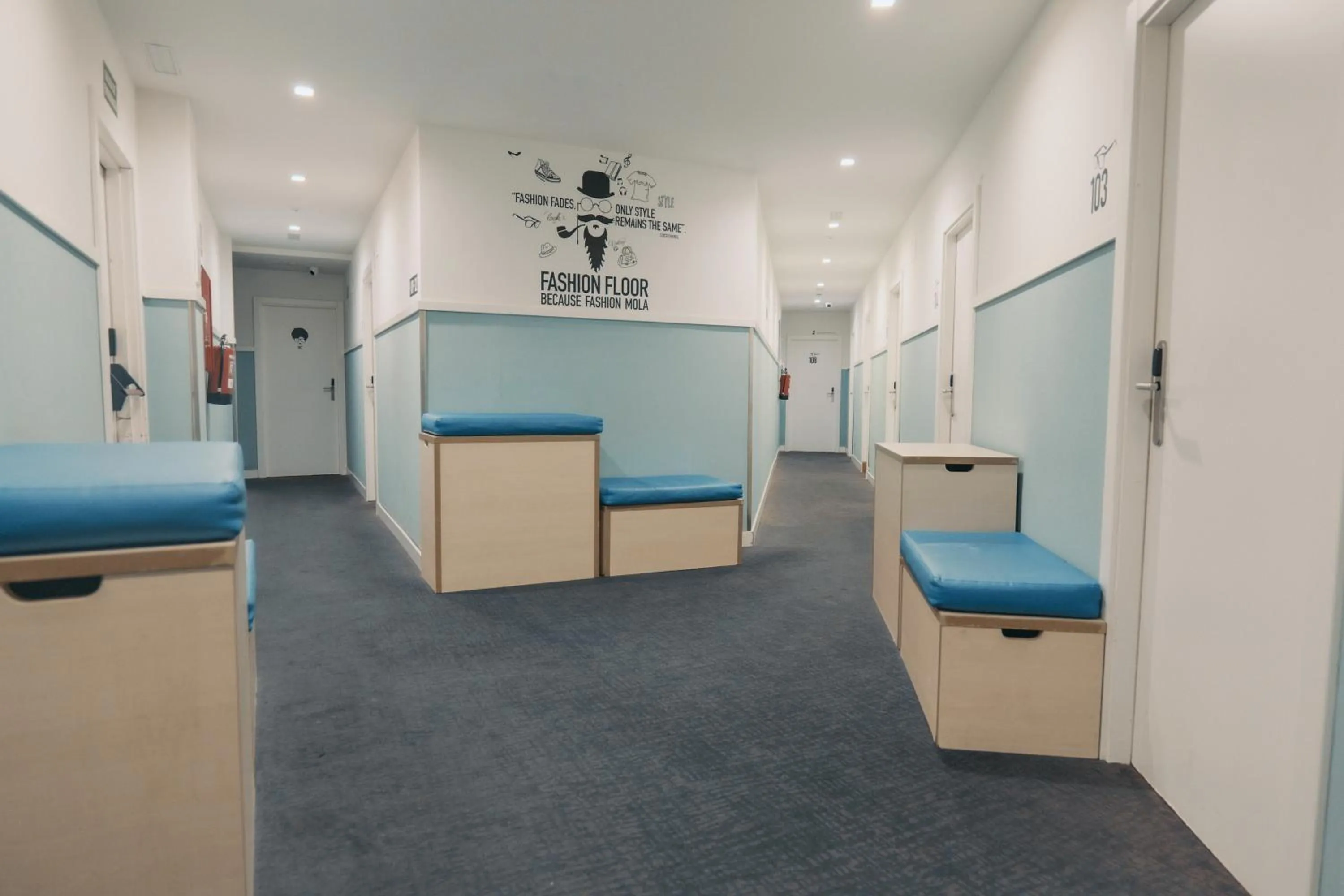 Living room in Mola Hostel