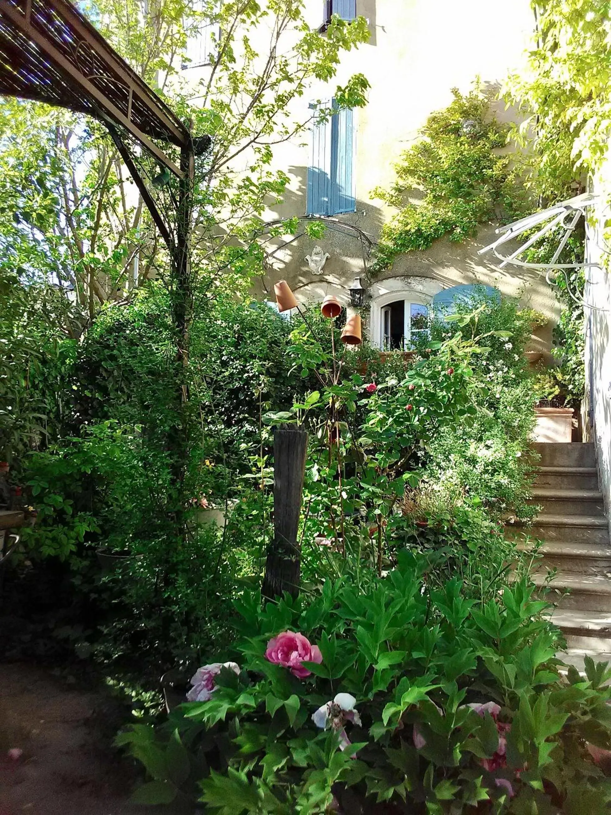 Garden in Au Puits de la Fontaine