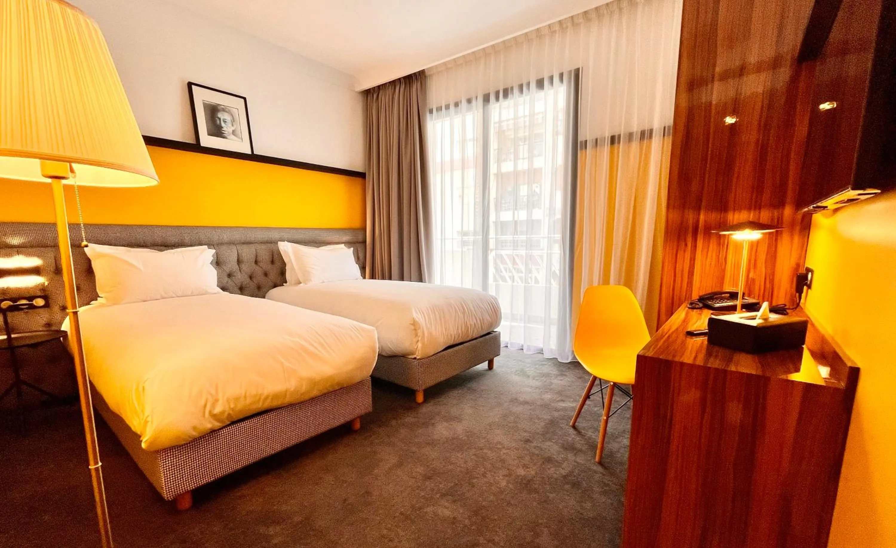 Bed in Boutique Hotel Gauthier Restaurant Terrasse