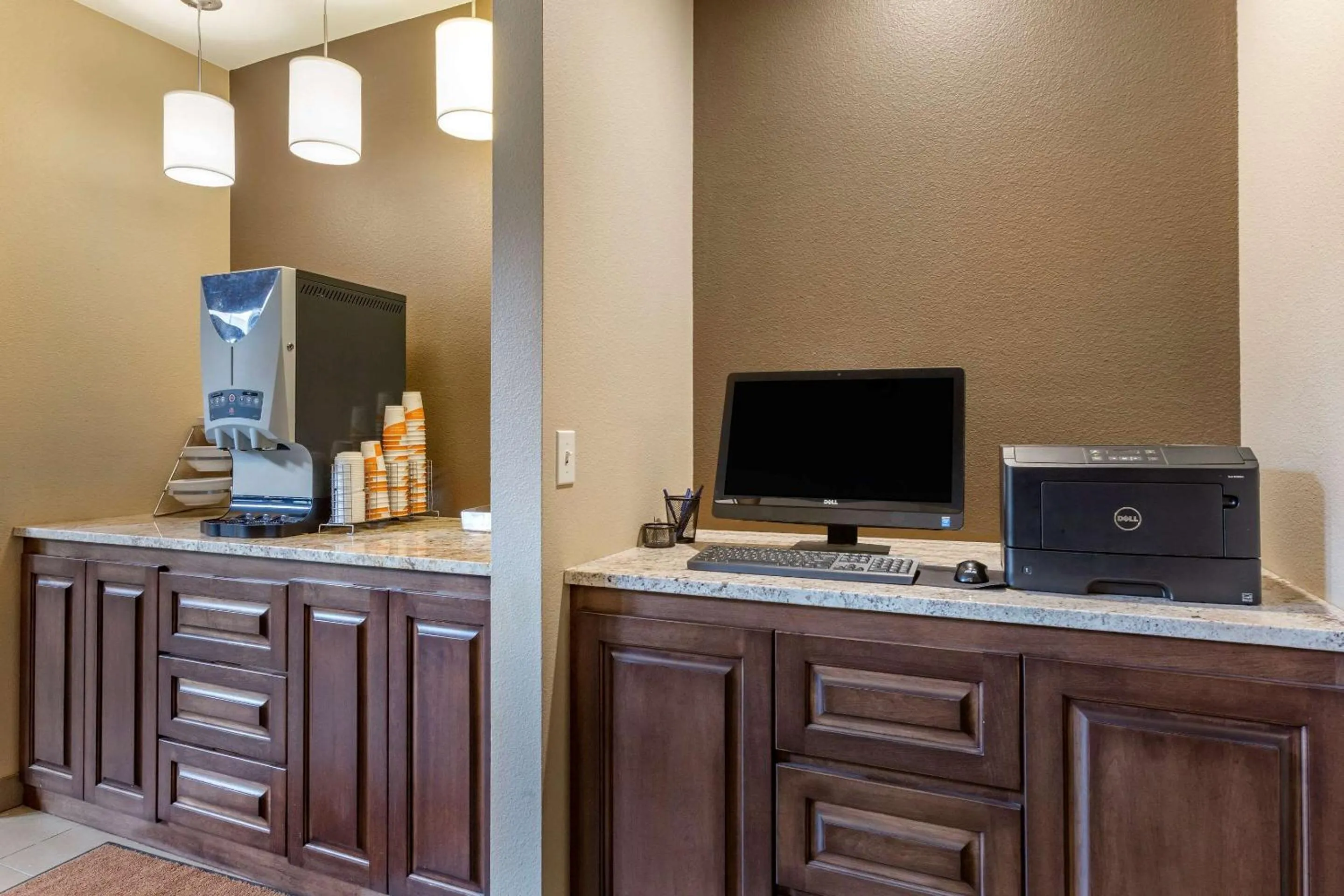 Business facilities in Comfort Inn & Suites Near Mt Rushmore