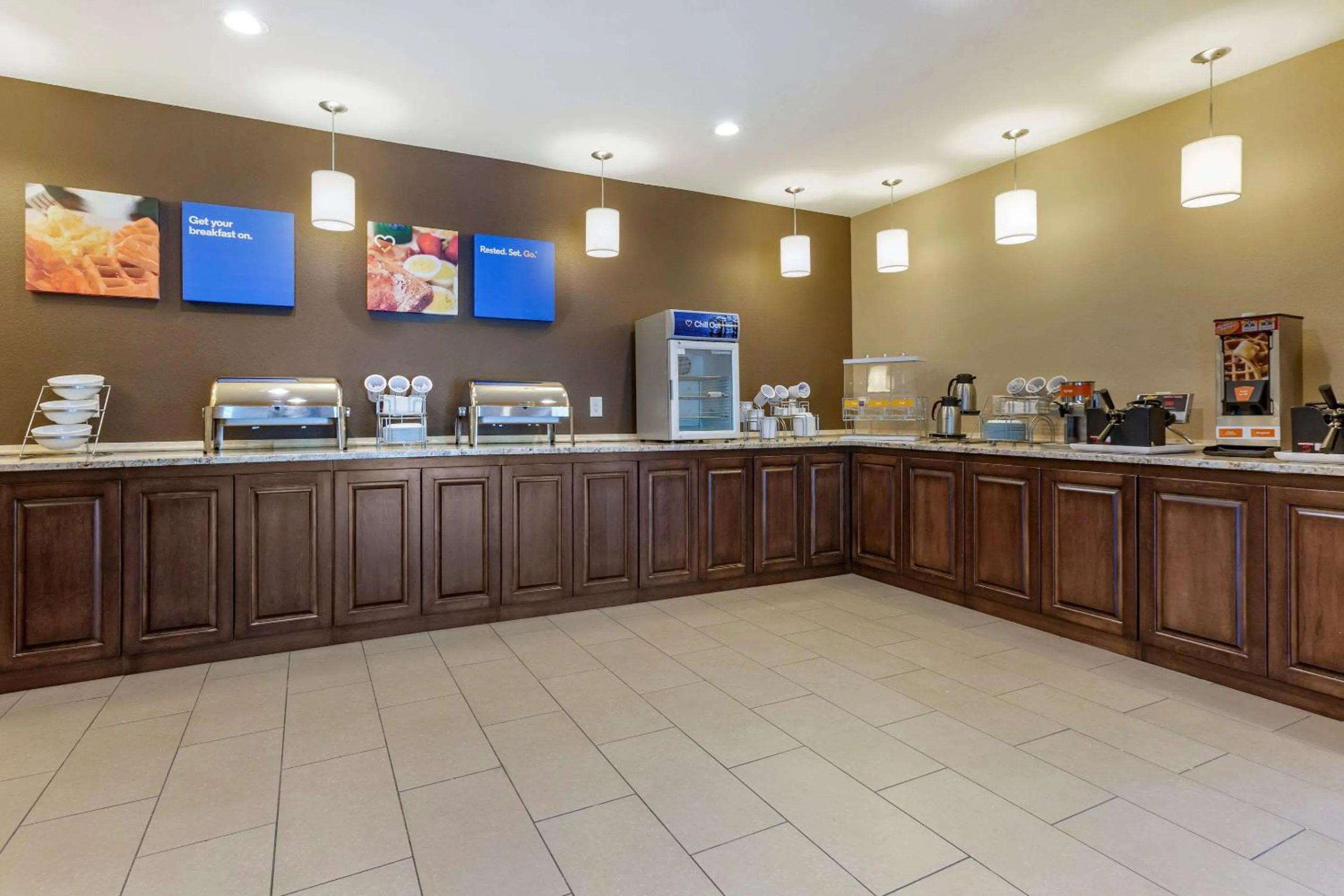Restaurant/places to eat in Comfort Inn & Suites Near Mt Rushmore