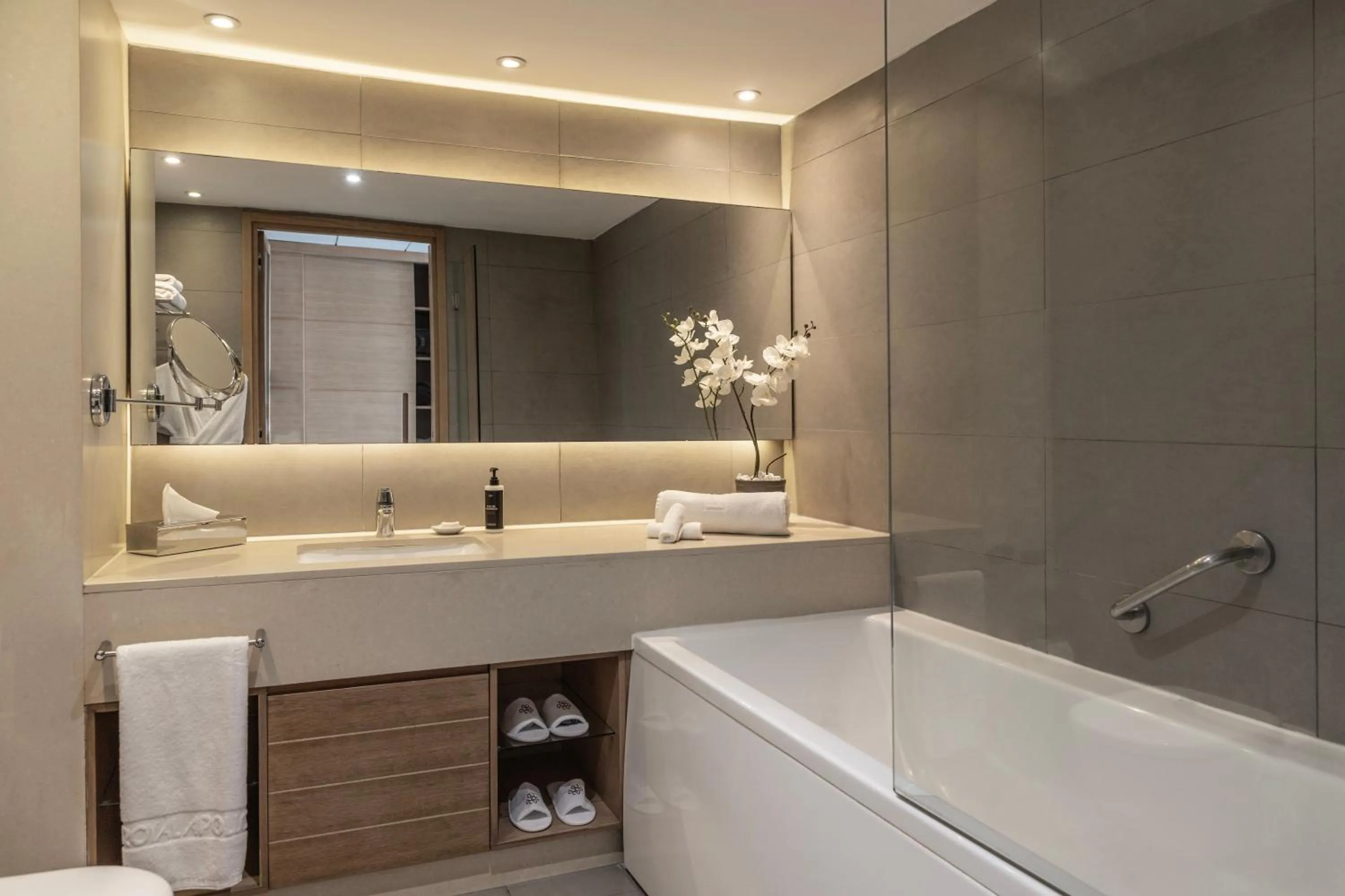 Royal Apollonia by Louis Hotels