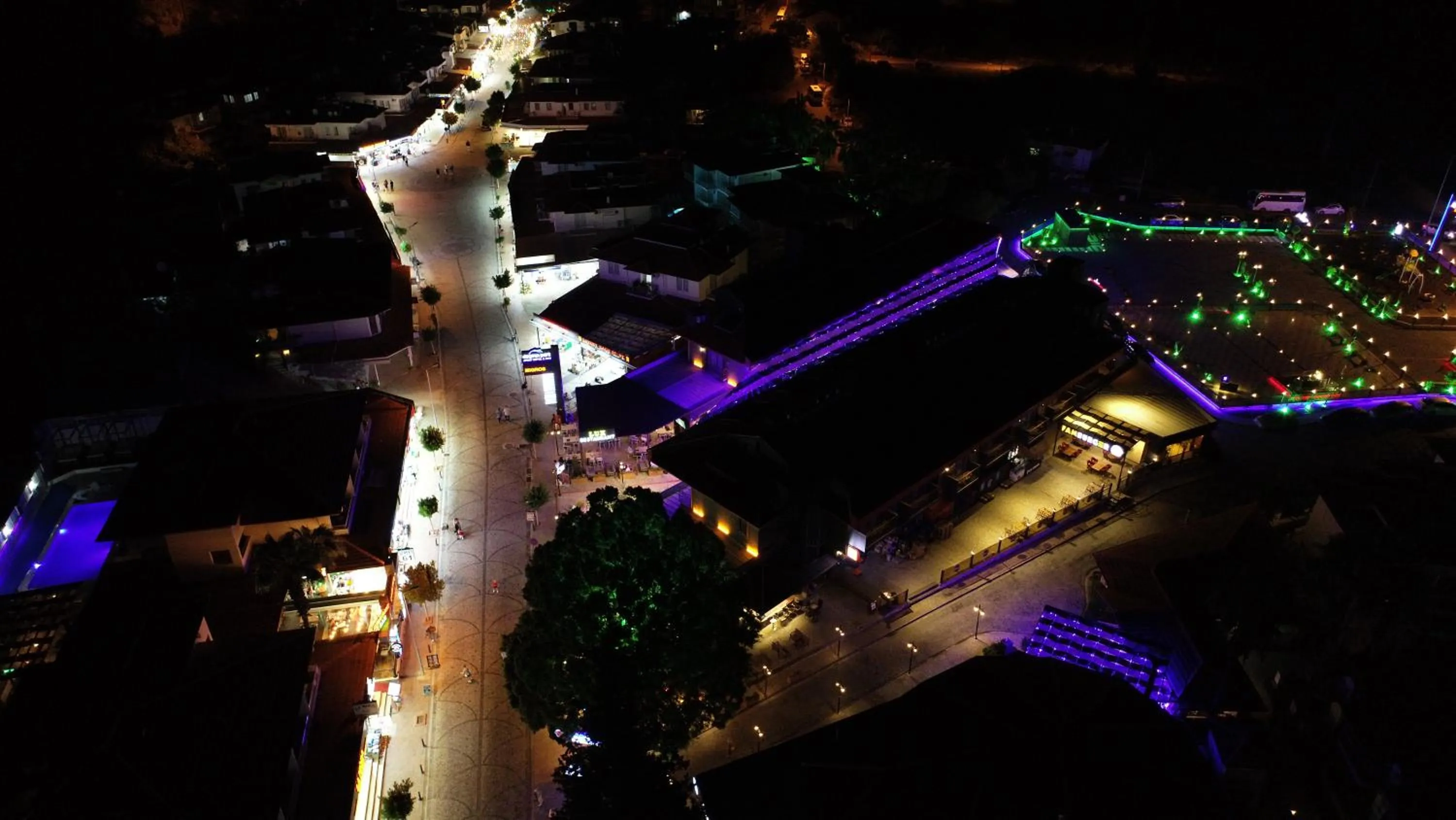 Bird's eye view in Street61 Apart Hotel