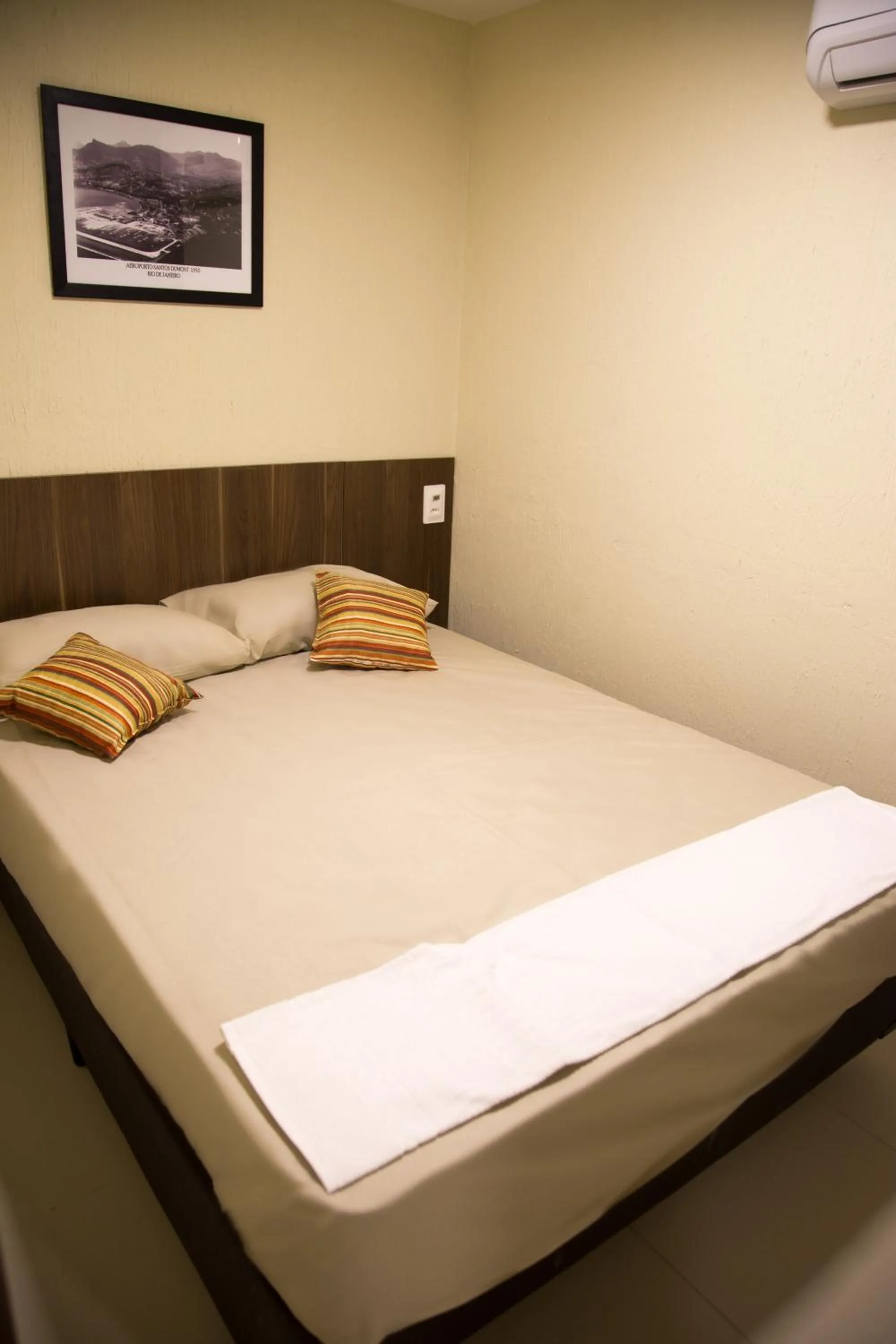 Double Room in Downtown Santana Hotel