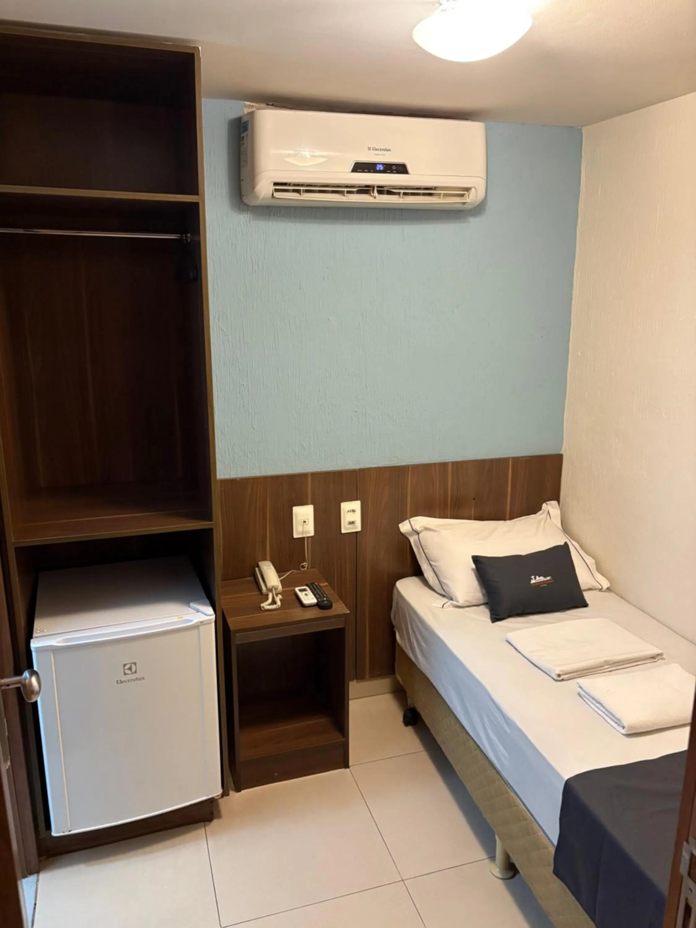 Bed in Downtown Santana Hotel