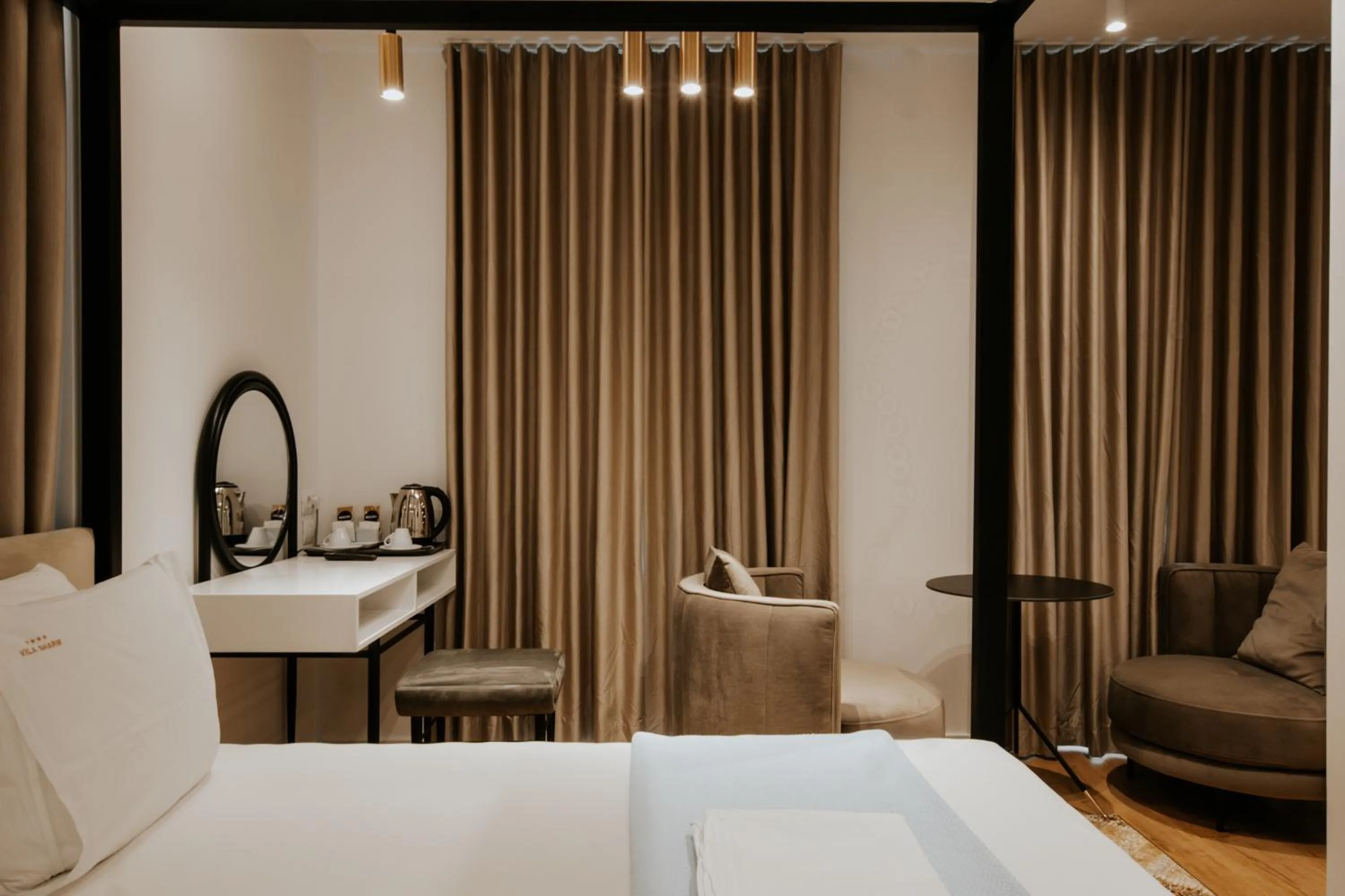 Seating area, Bed in Sharm Hotel Luxury