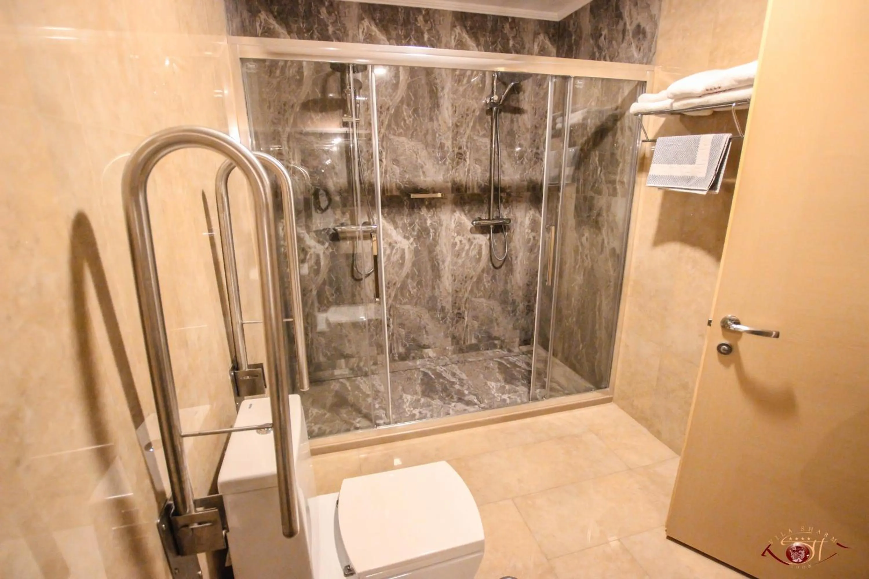 Shower in Sharm Hotel Luxury
