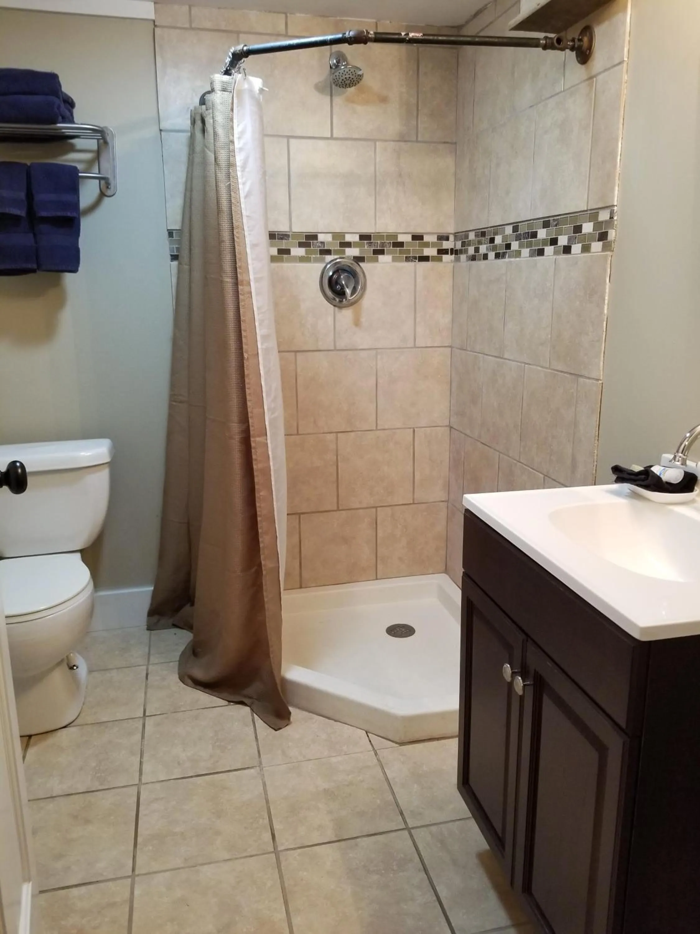 Bathroom in The Cabins at Healing Springs