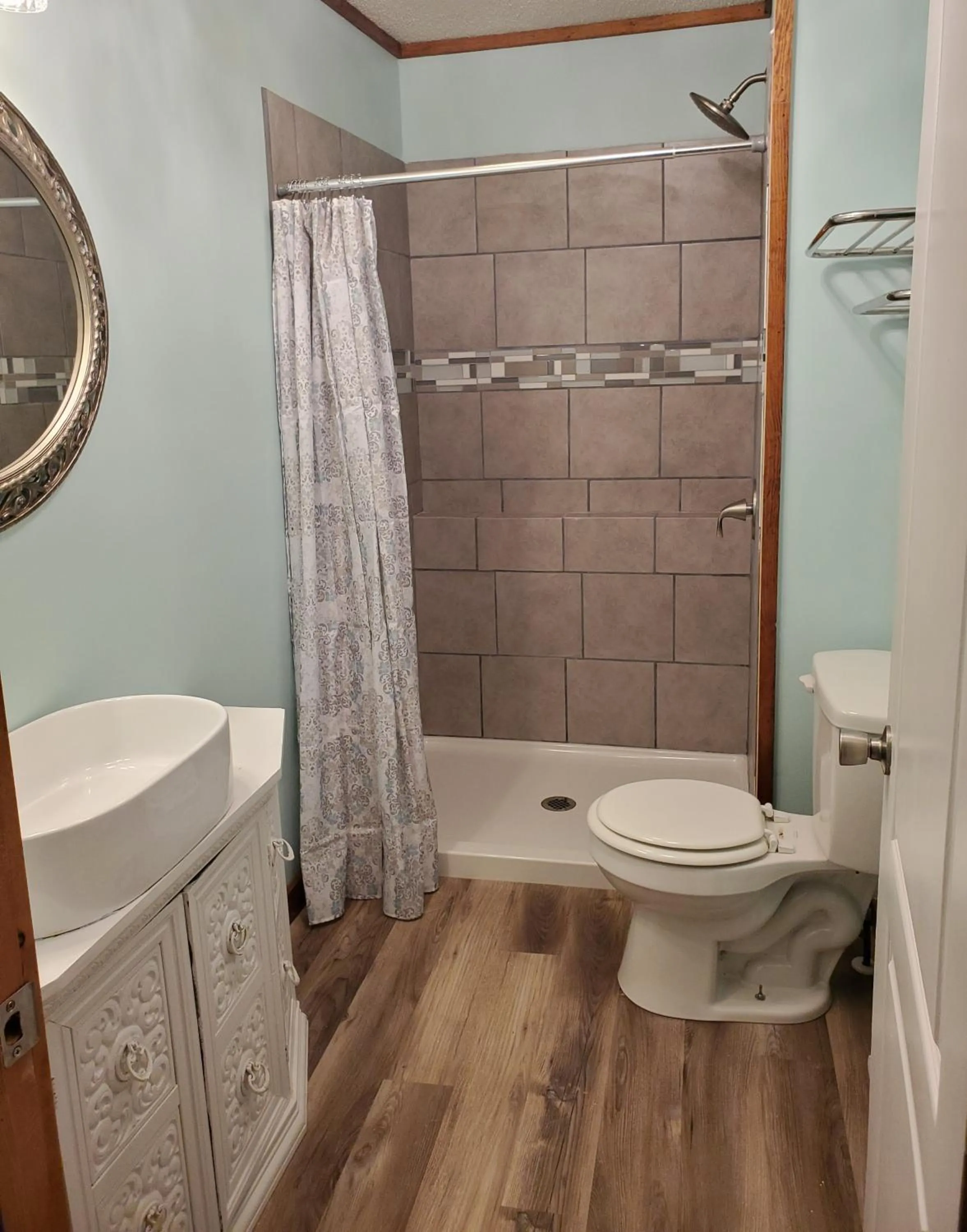Bathroom in The Cabins at Healing Springs