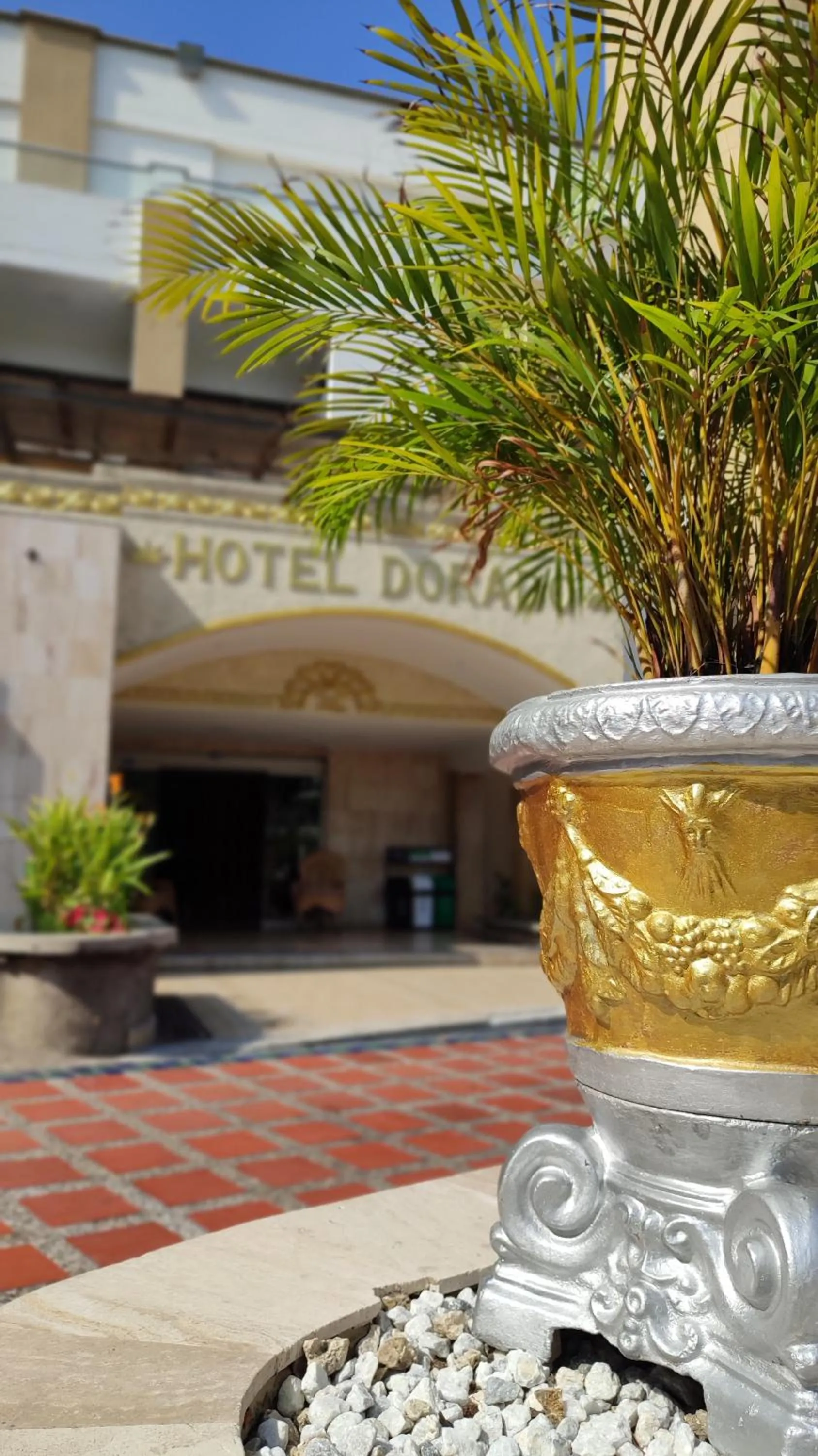 Facade/entrance in Hotel Dorado BAQ