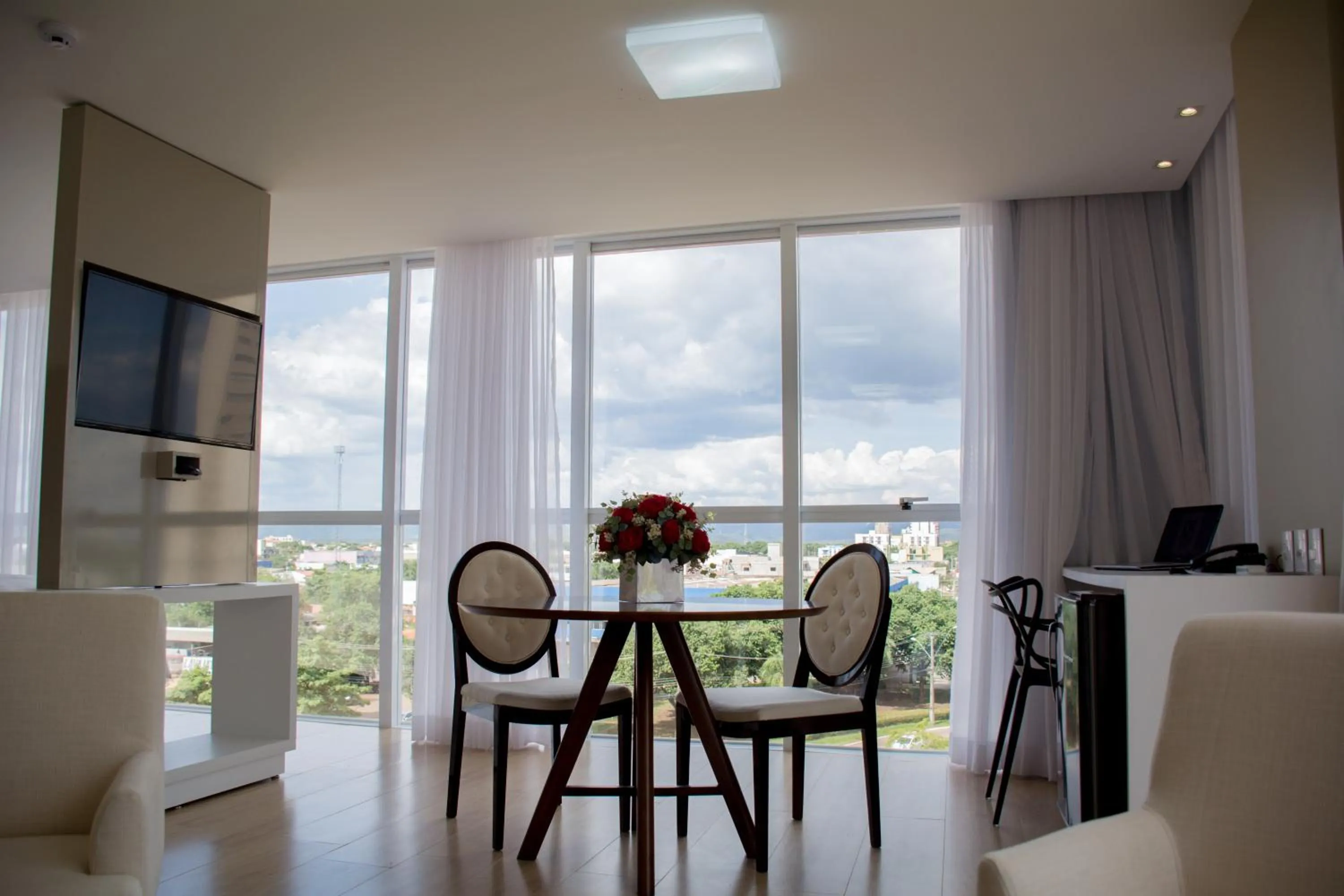 Seating area in Select Hotel