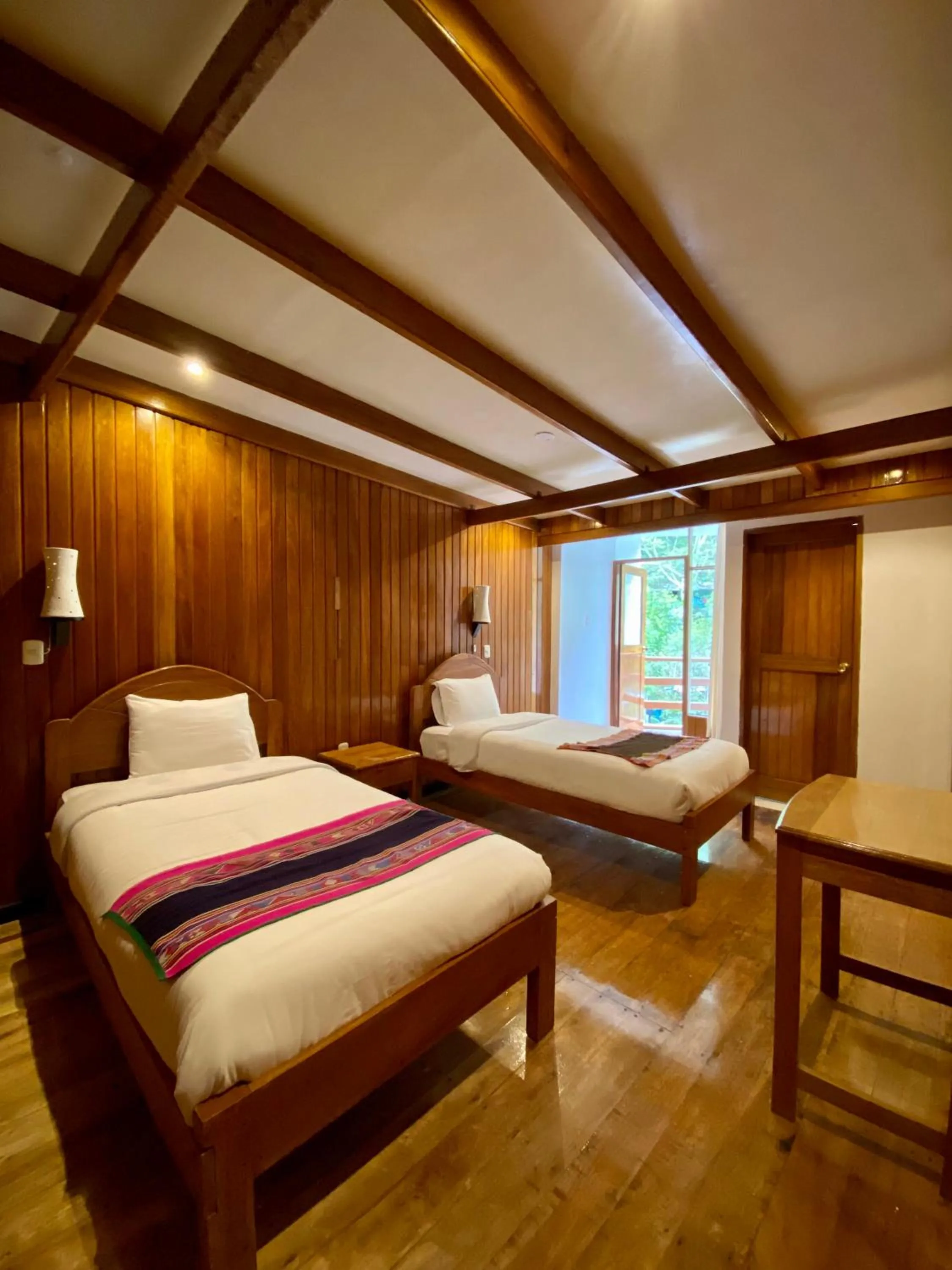 Balcony/Terrace, Bed in Mistico Machupicchu Eco B&B