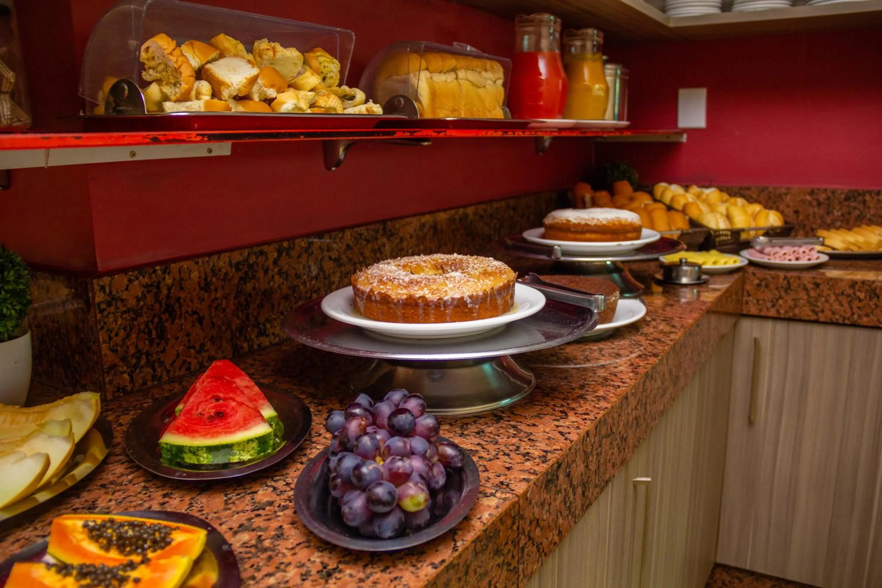 Food and drinks in Domus Hotel Torre - Canaã dos Carajás