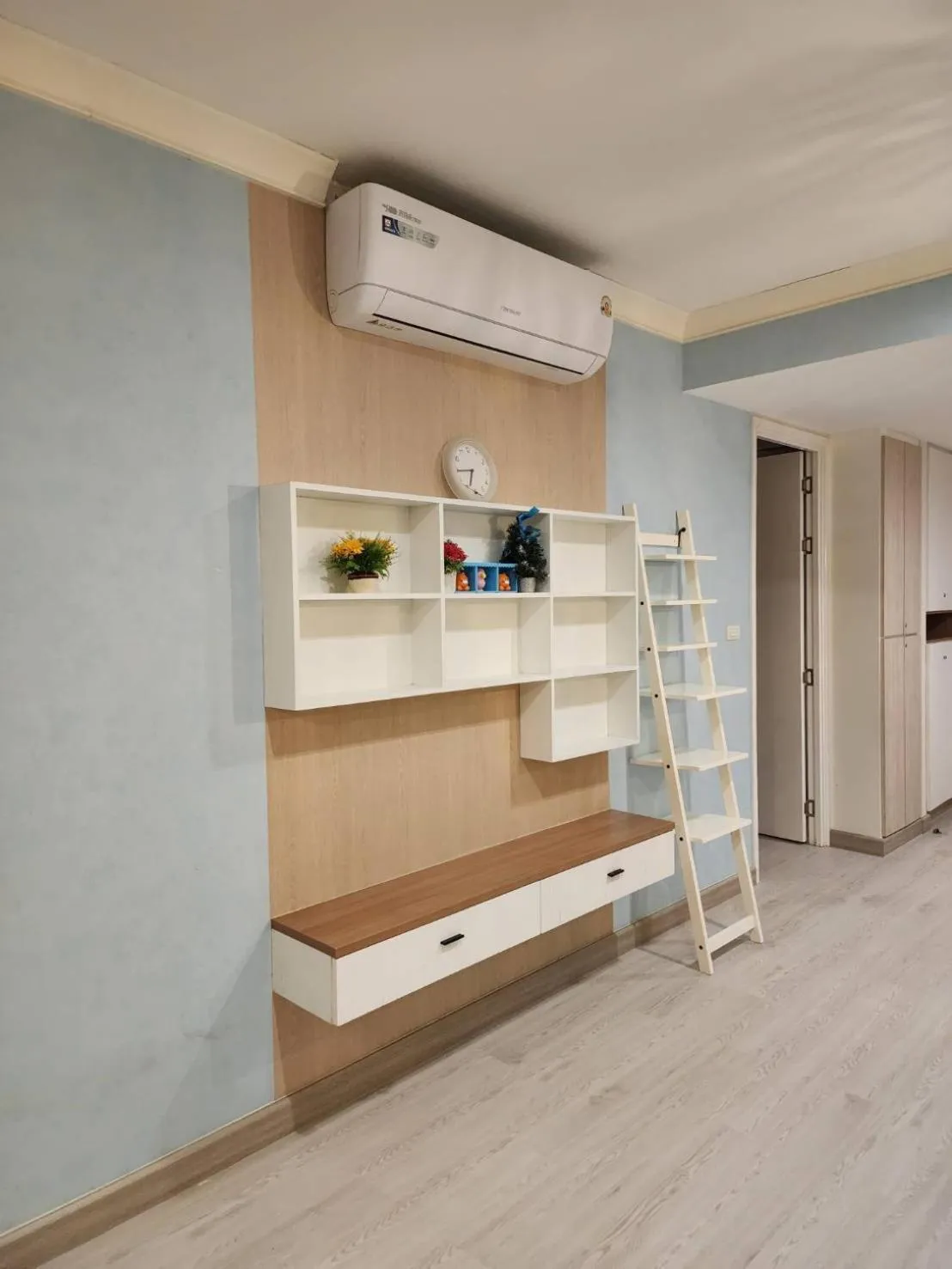 My Resort Family by Jitkarn