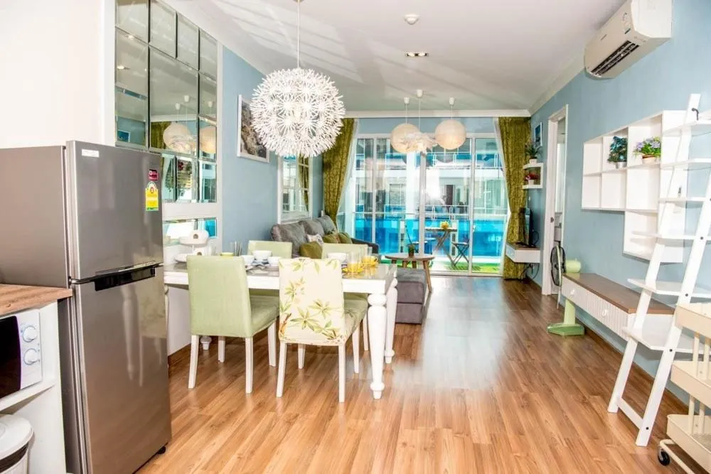 My Resort Family by Jitkarn