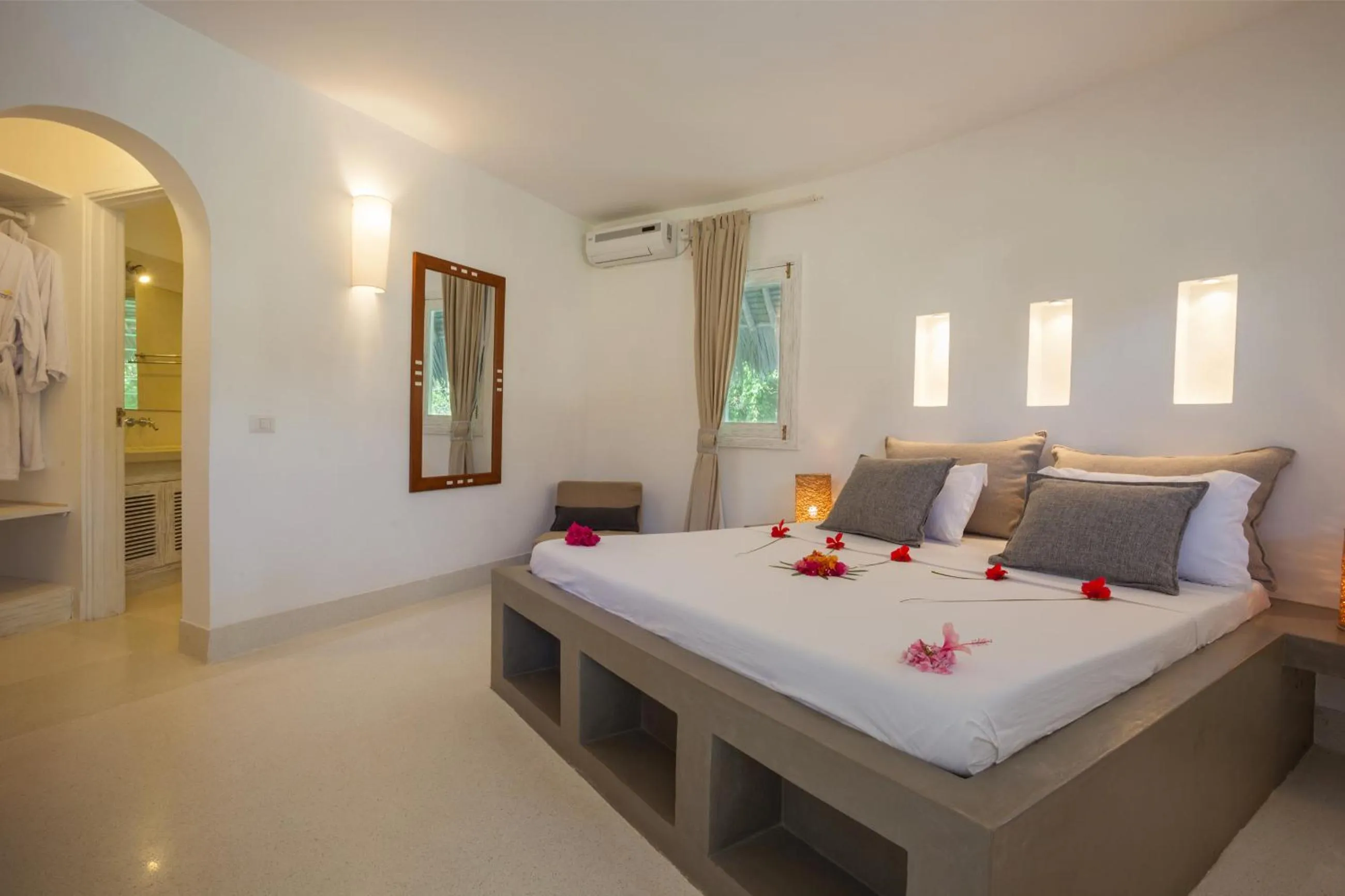 Photo of the whole room, Bed in The Kasa Malindi