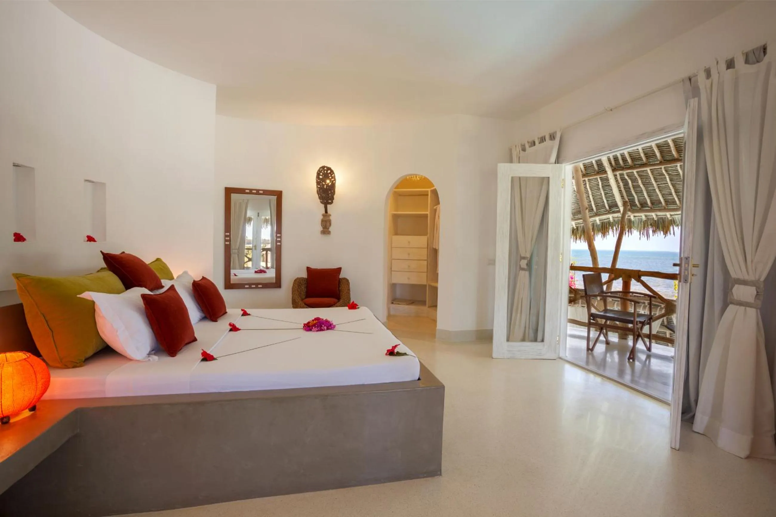 Photo of the whole room, Bed in The Kasa Malindi