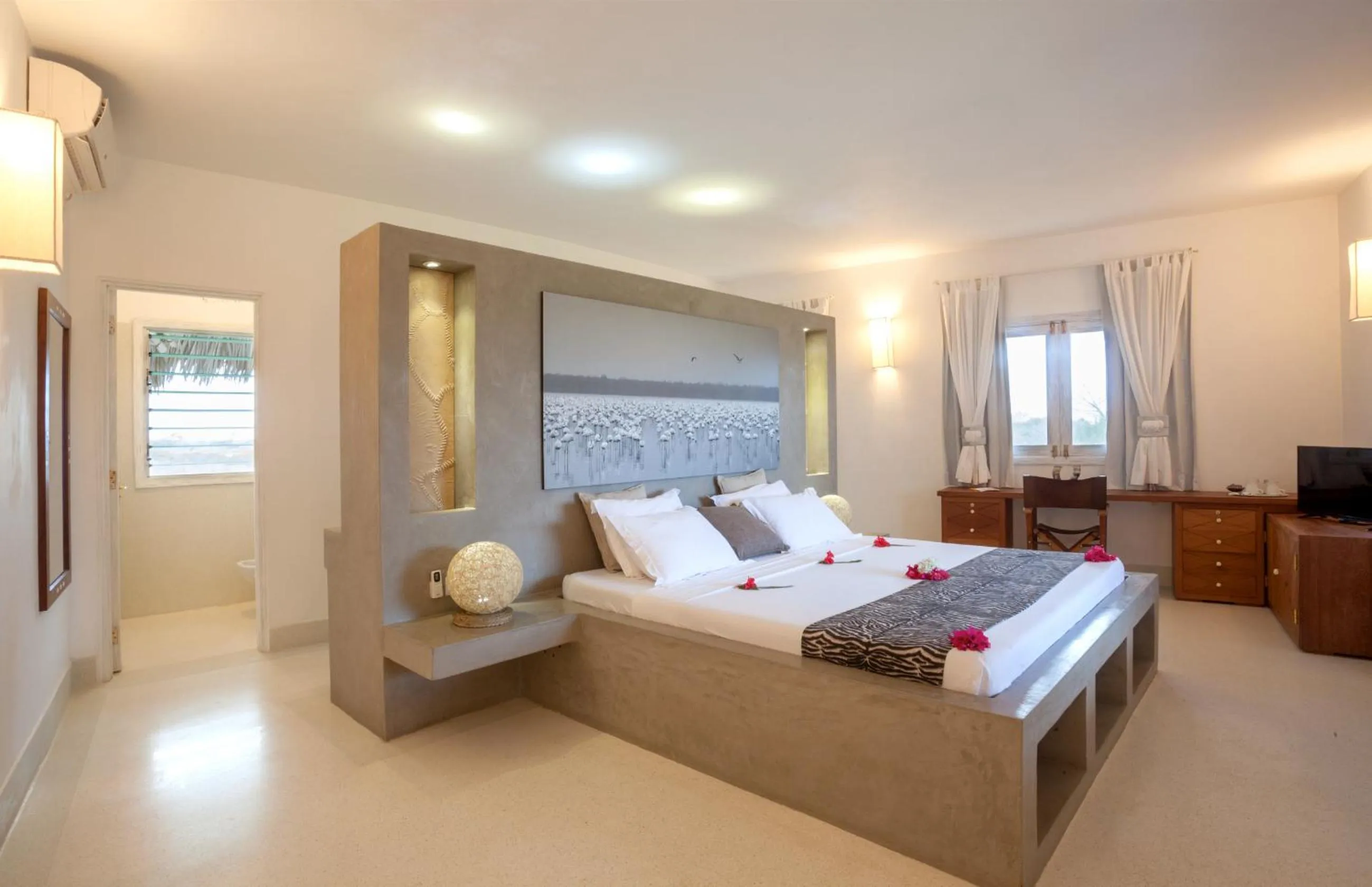 Photo of the whole room, Bed in The Kasa Malindi