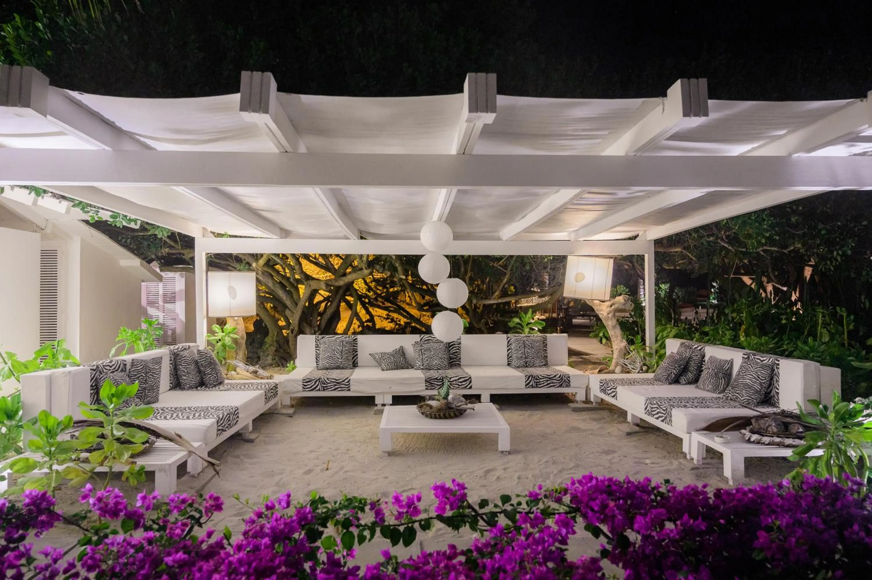 Lounge or bar in The Kasa Malindi