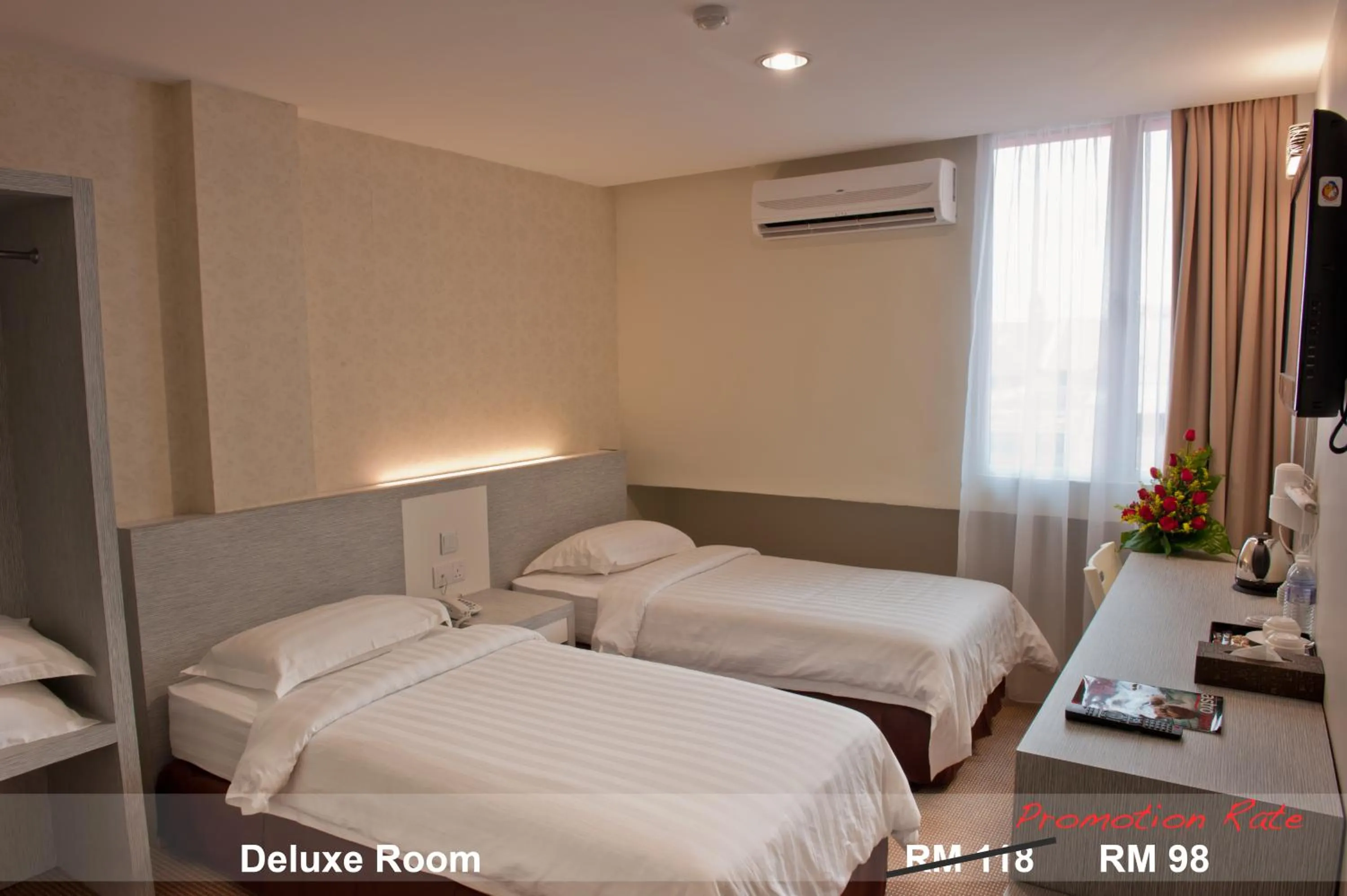 Photo of the whole room, Bed in De Spring Hotel