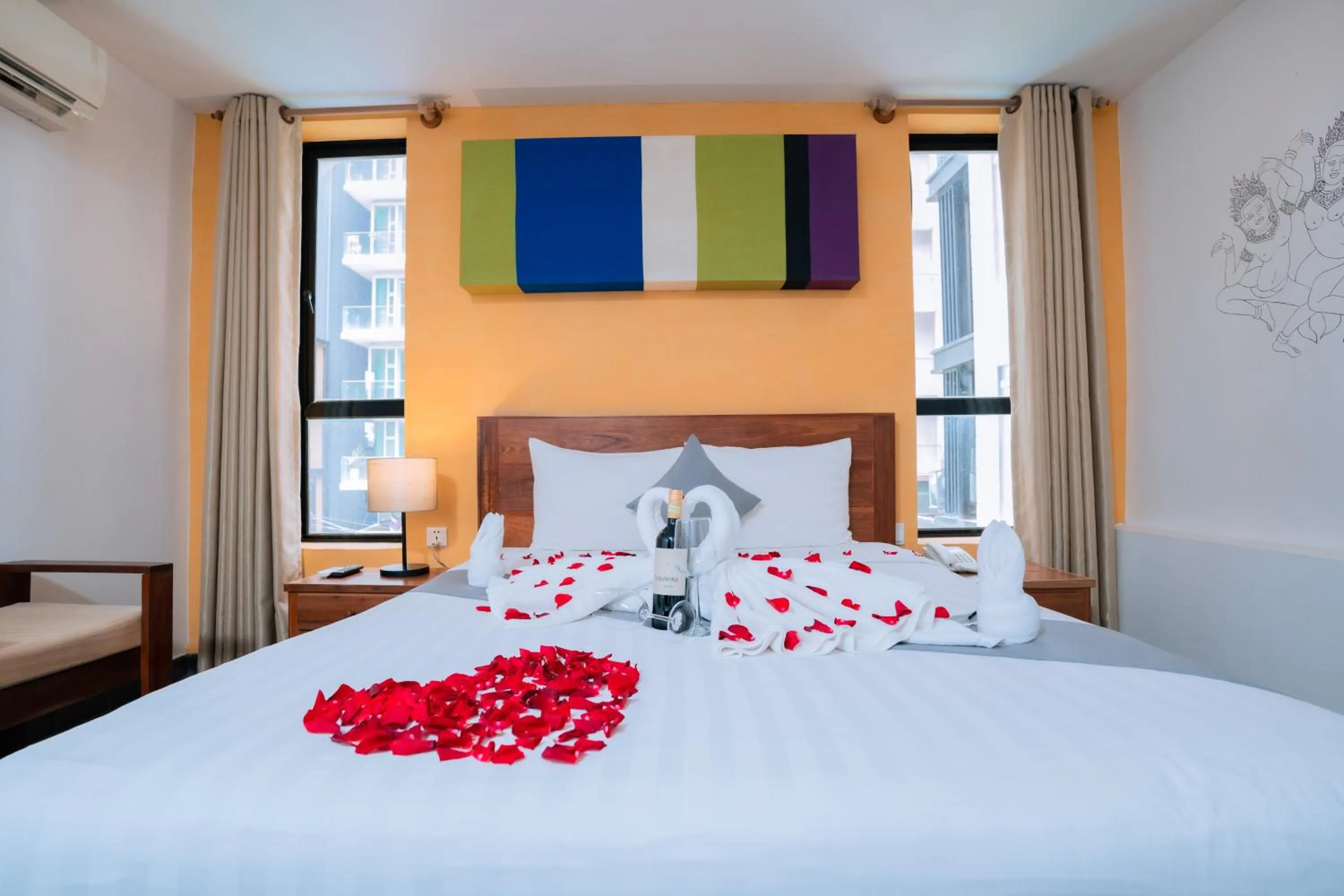 Bed in Home Chic Hotel