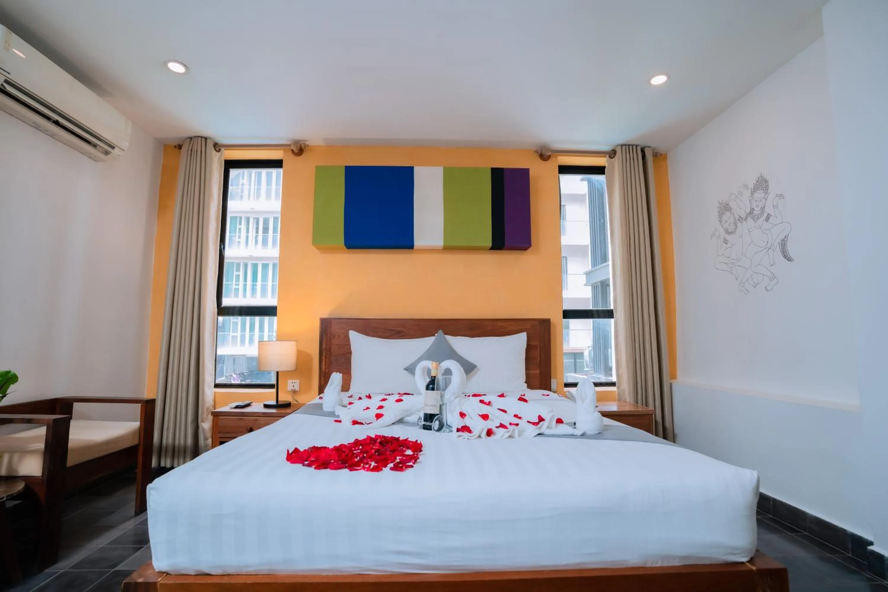 Bedroom, Bed in Home Chic Hotel