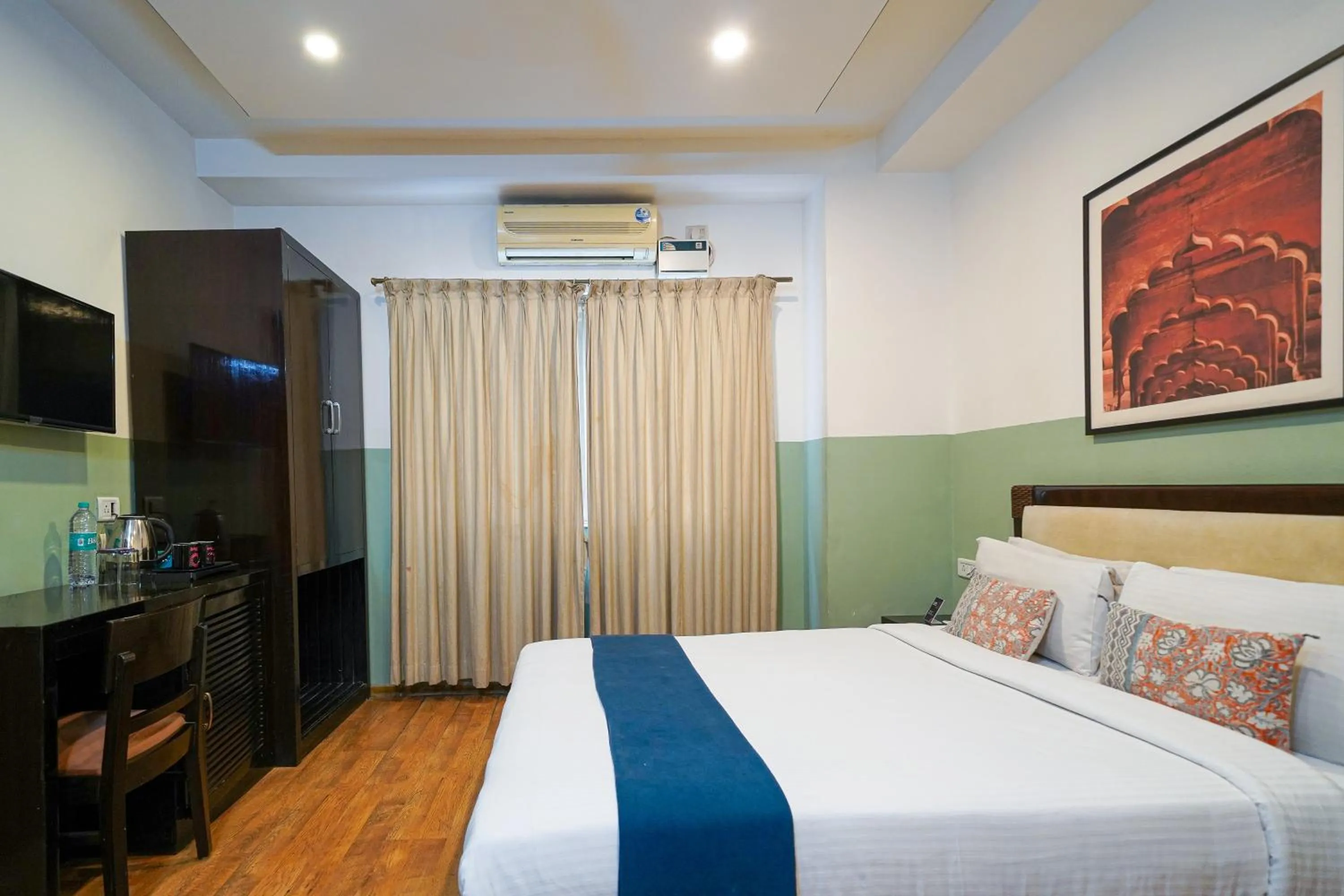 Bed in Olive Zip Rest House Road by Embassy Group