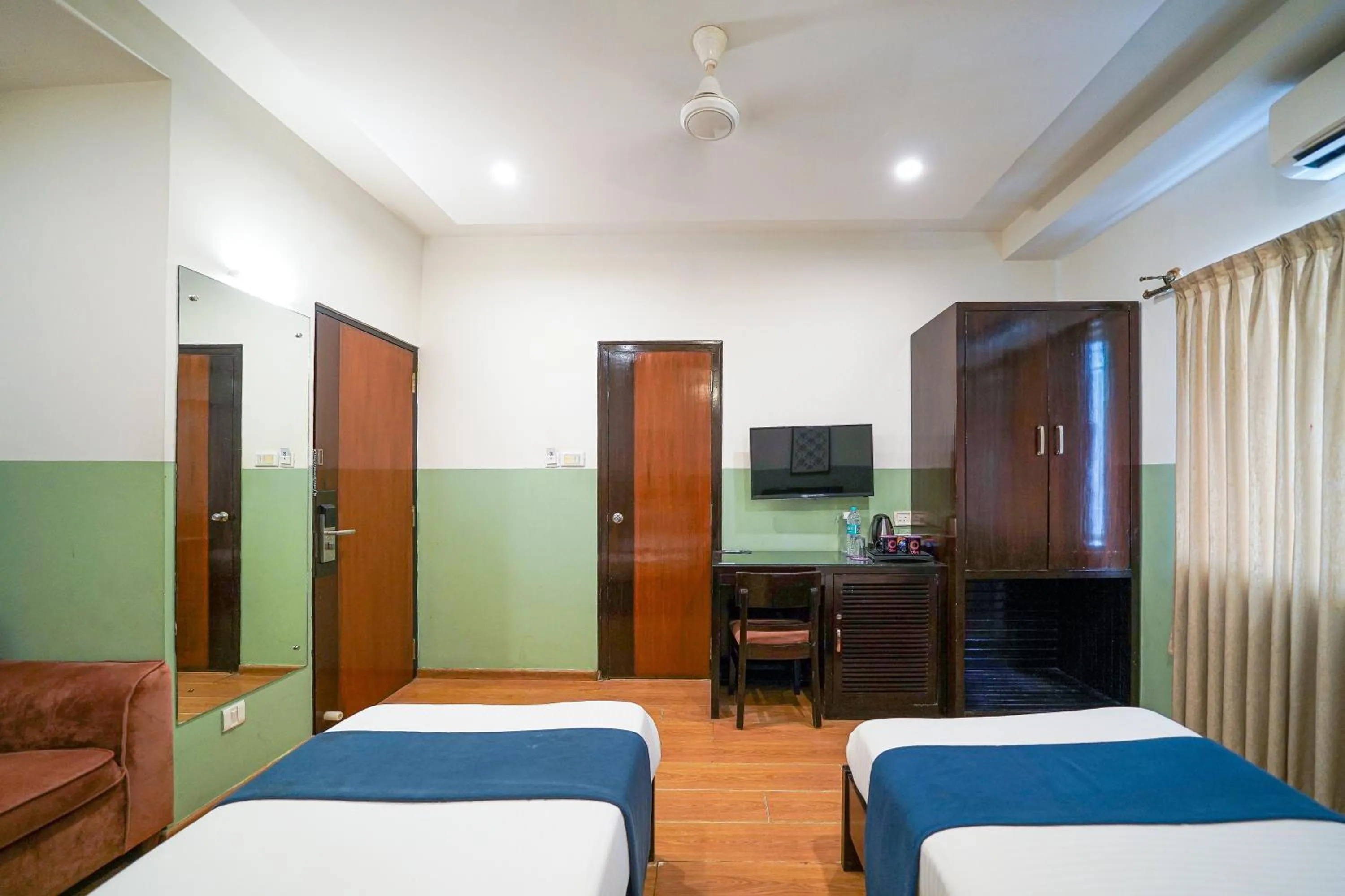 Bed in Olive Zip Rest House Road by Embassy Group