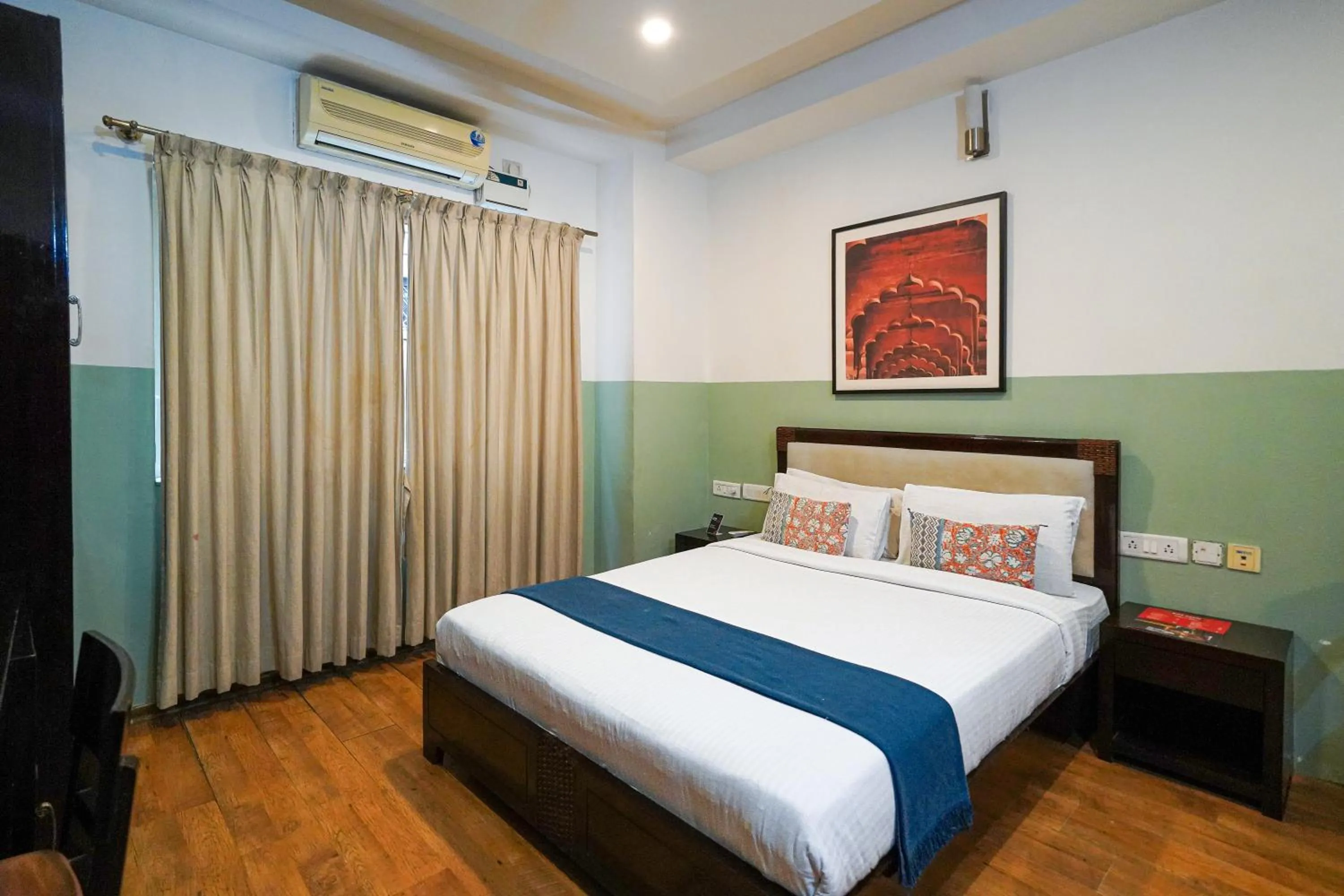 Bed in Olive Zip Rest House Road by Embassy Group