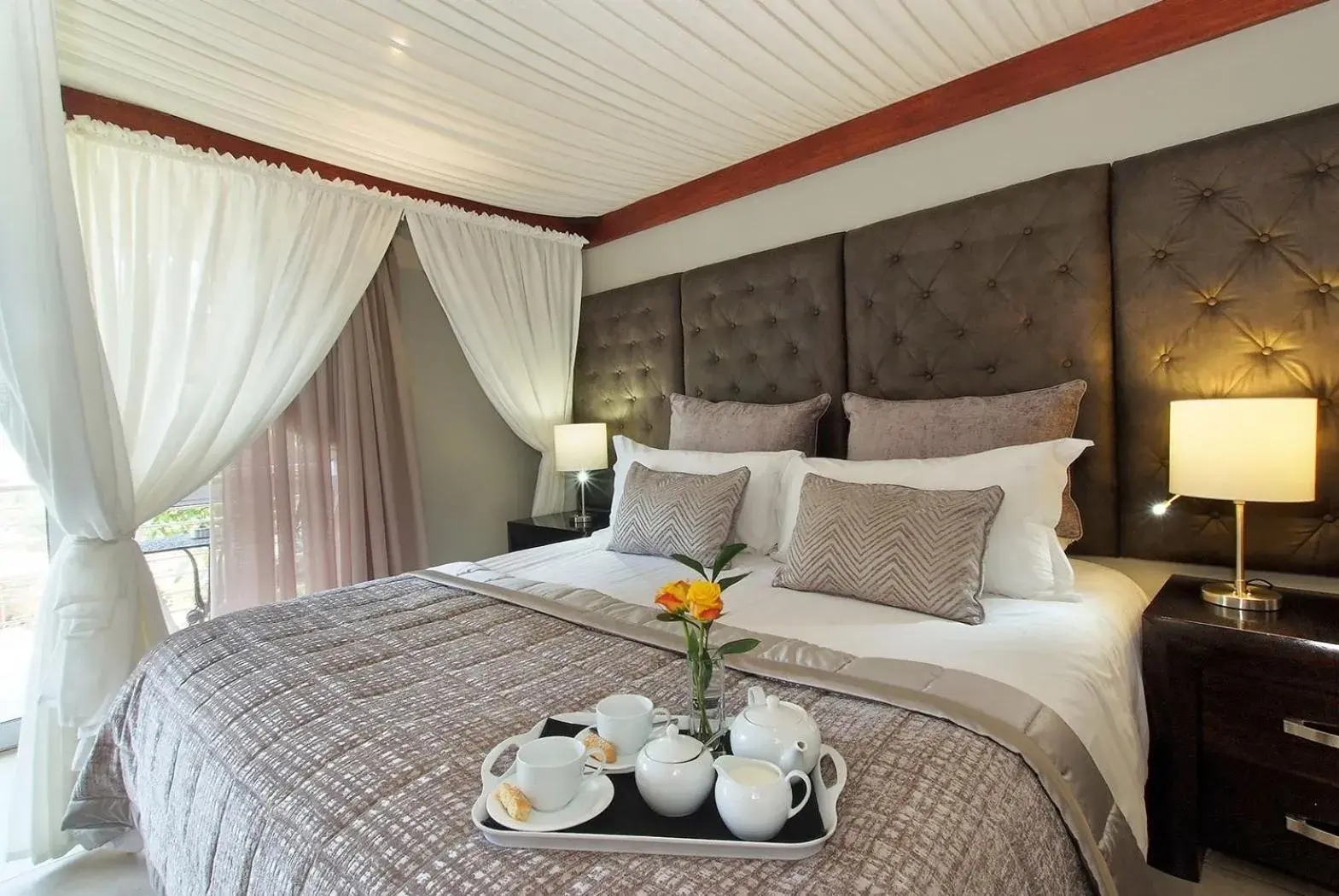 Presidential Suite - single occupancy in uShaka Manor Guest House Presidential Suite - single occupancy in uShaka Manor Guest House