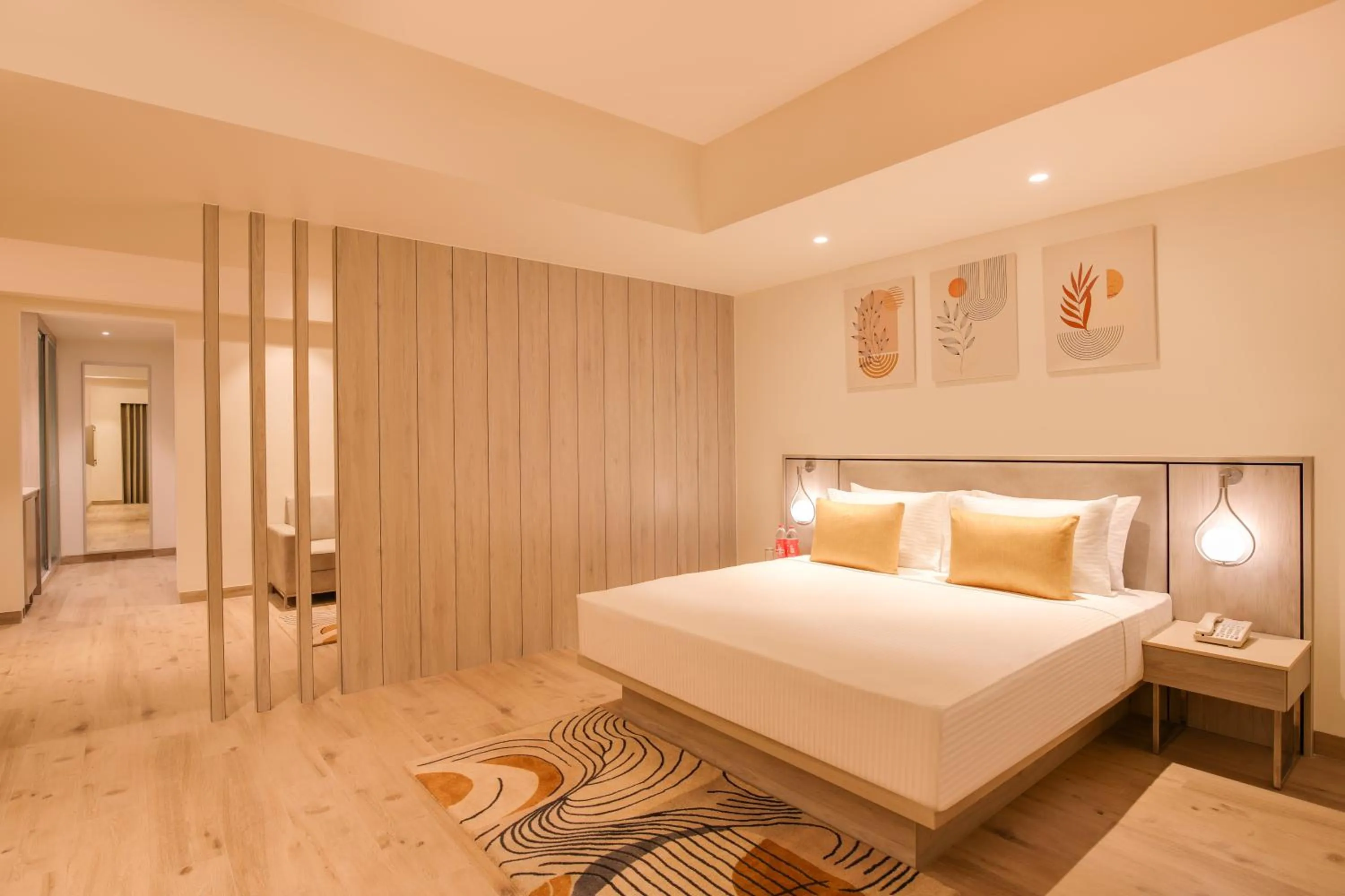 Bedroom, Bed in Lemon Tree Hotel, Jamnagar