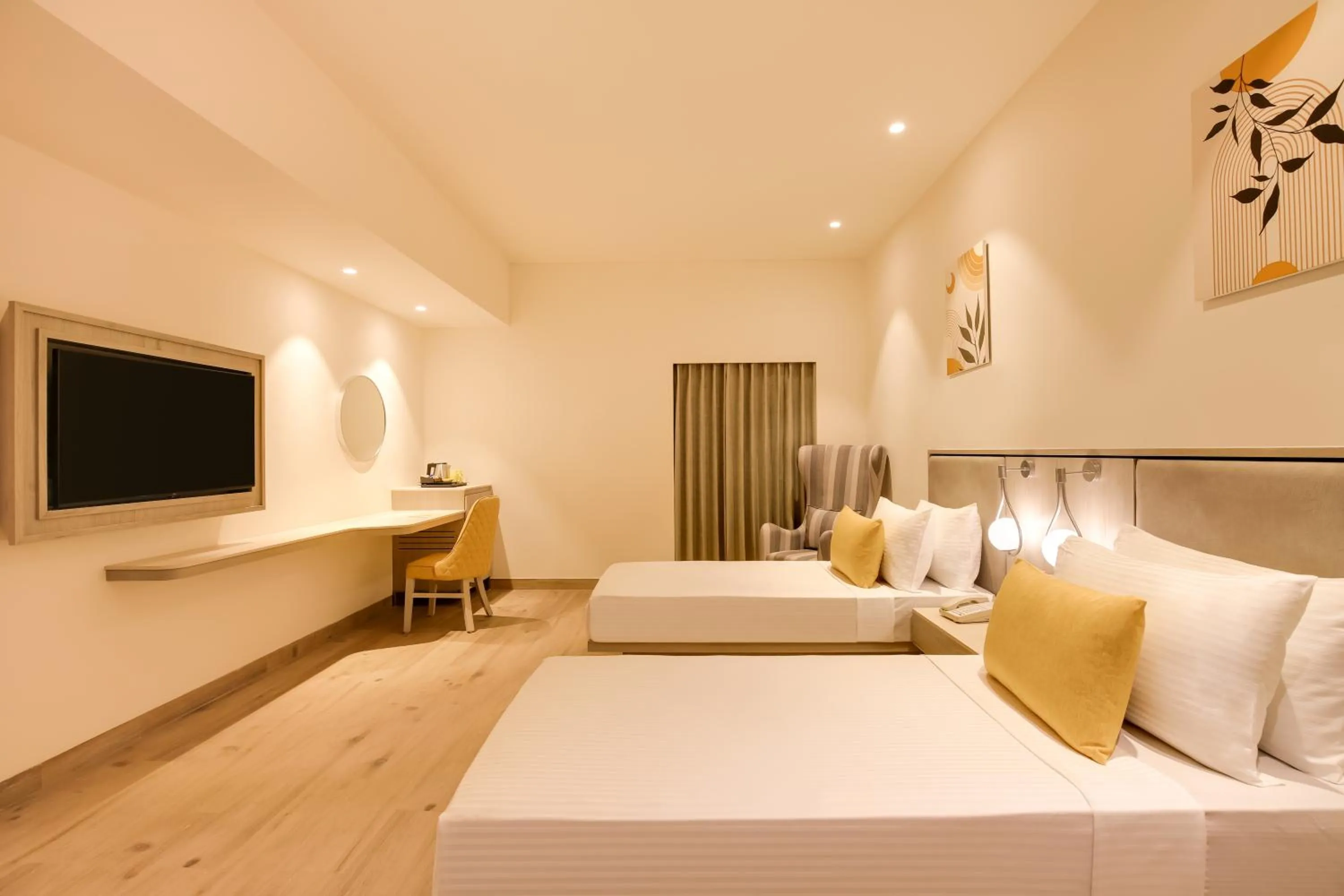 Bedroom, Bed in Lemon Tree Hotel, Jamnagar