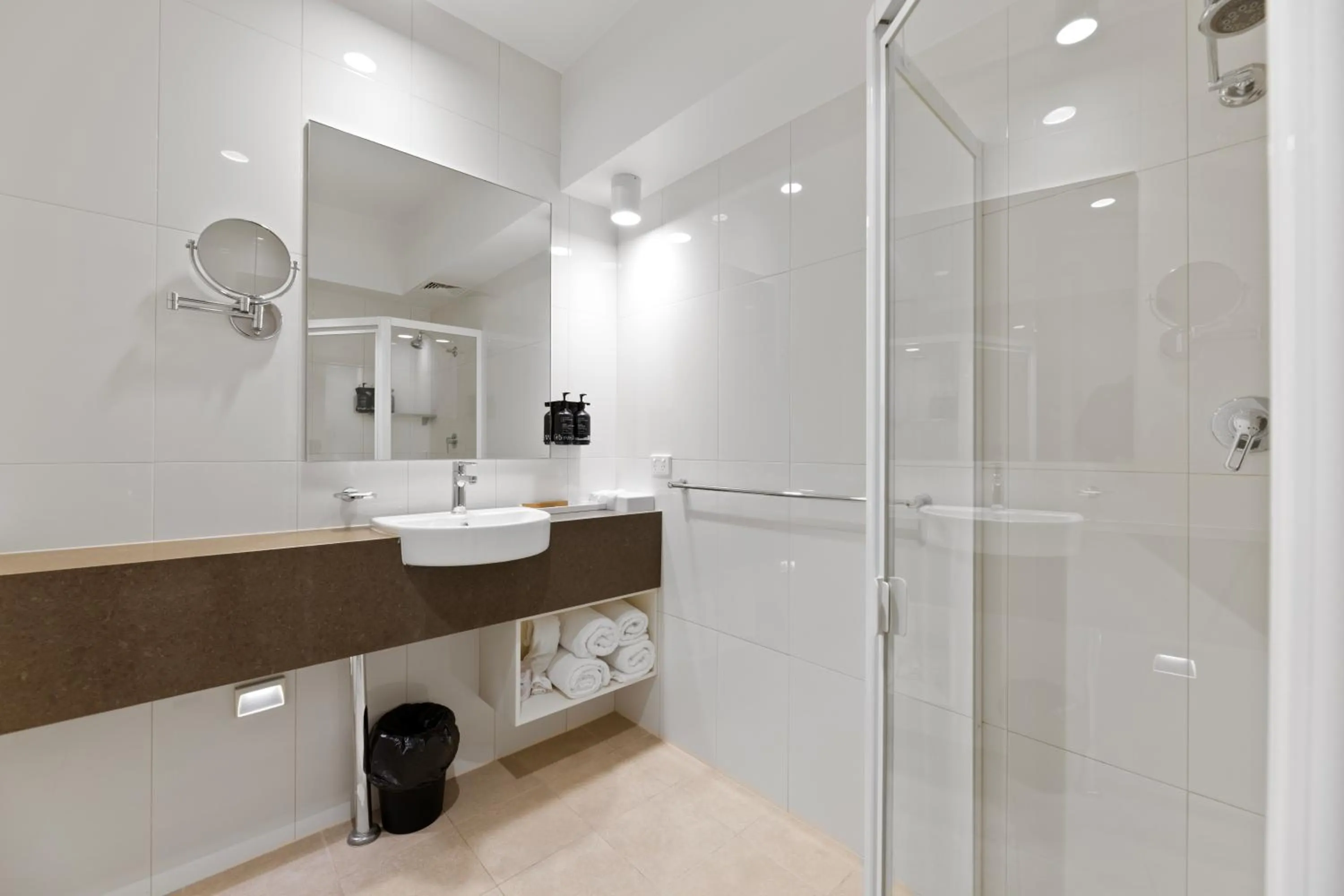 Bathroom in Lithgow Workies Club Motel