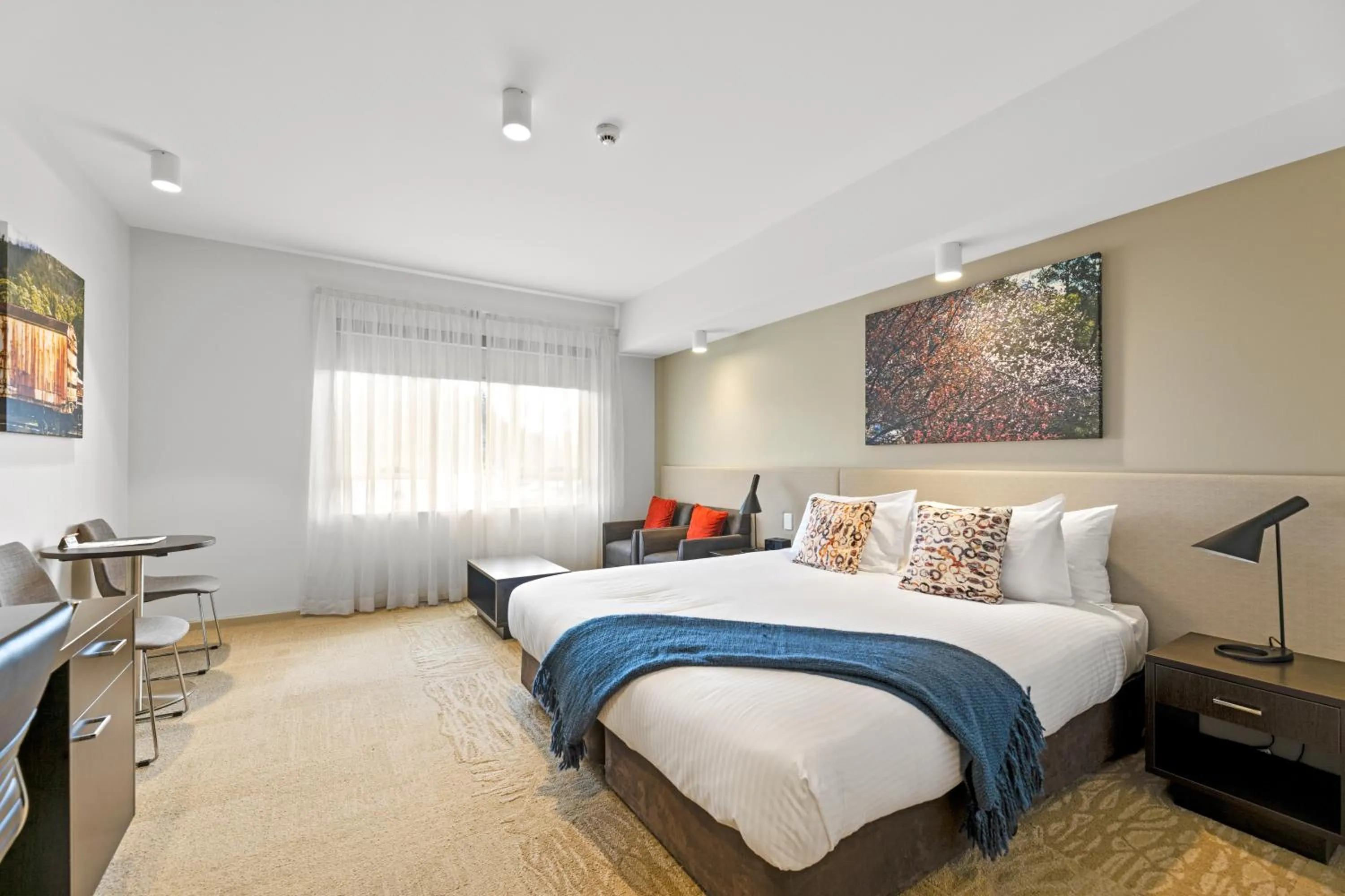 Photo of the whole room, Bed in Lithgow Workies Club Motel