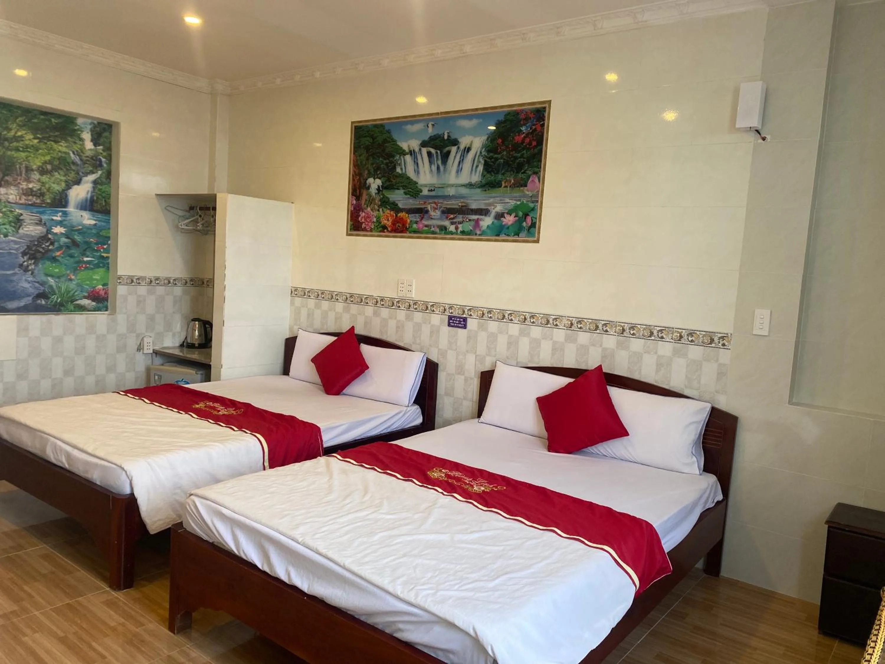 Bed in Hoang Linh Hotel