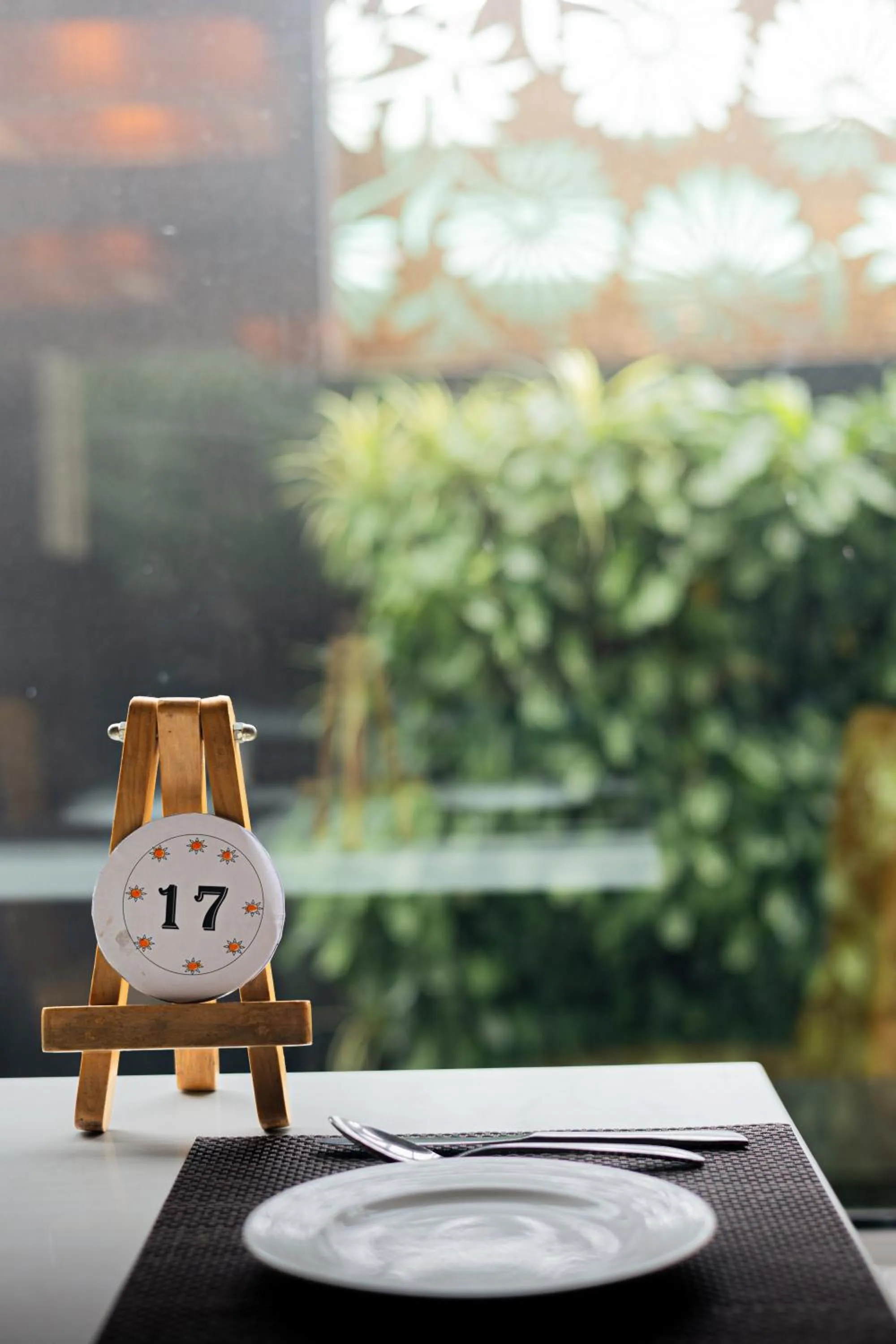 Restaurant/places to eat in CJ Pallazzio,Salem