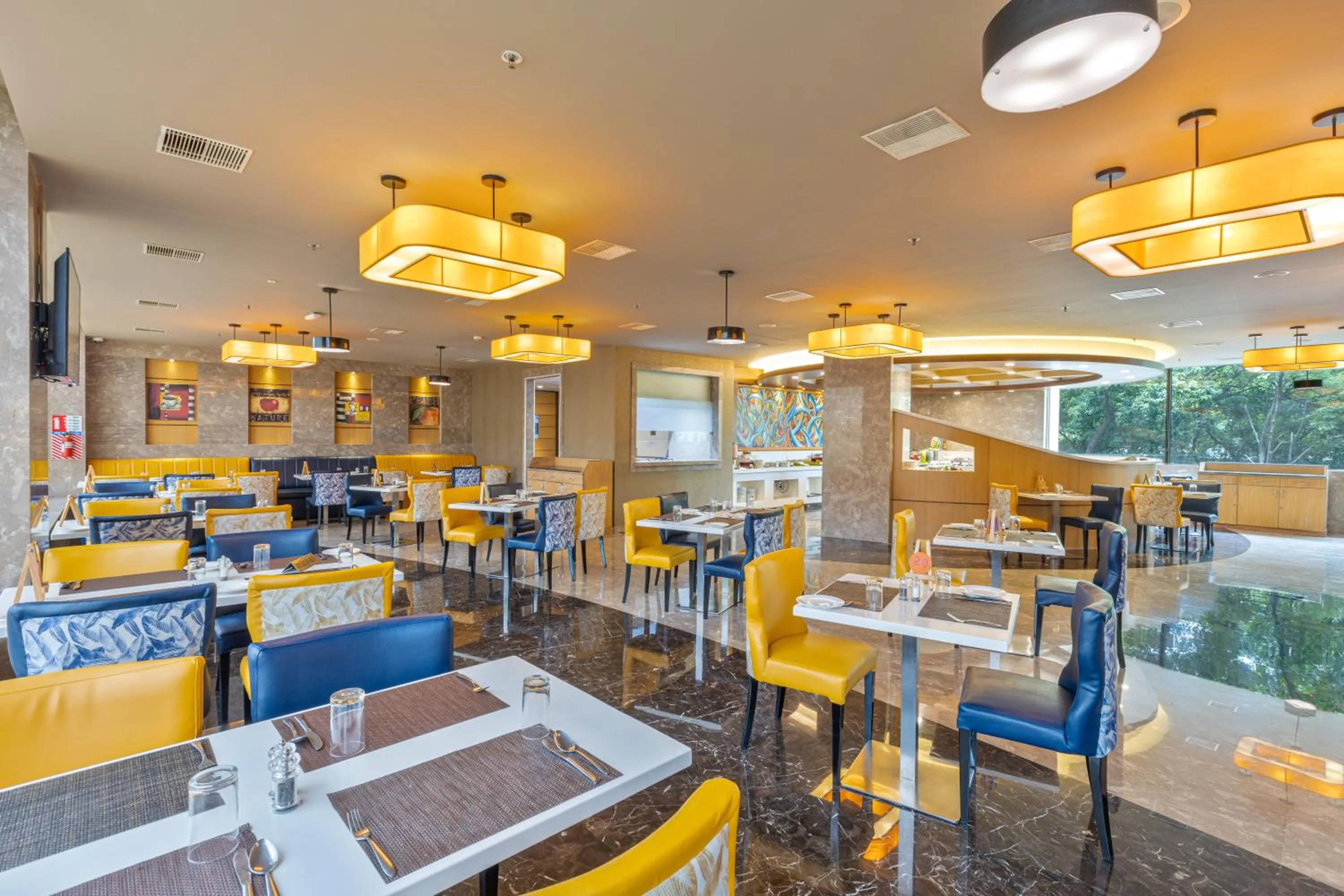 Restaurant/places to eat in CJ Pallazzio,Salem