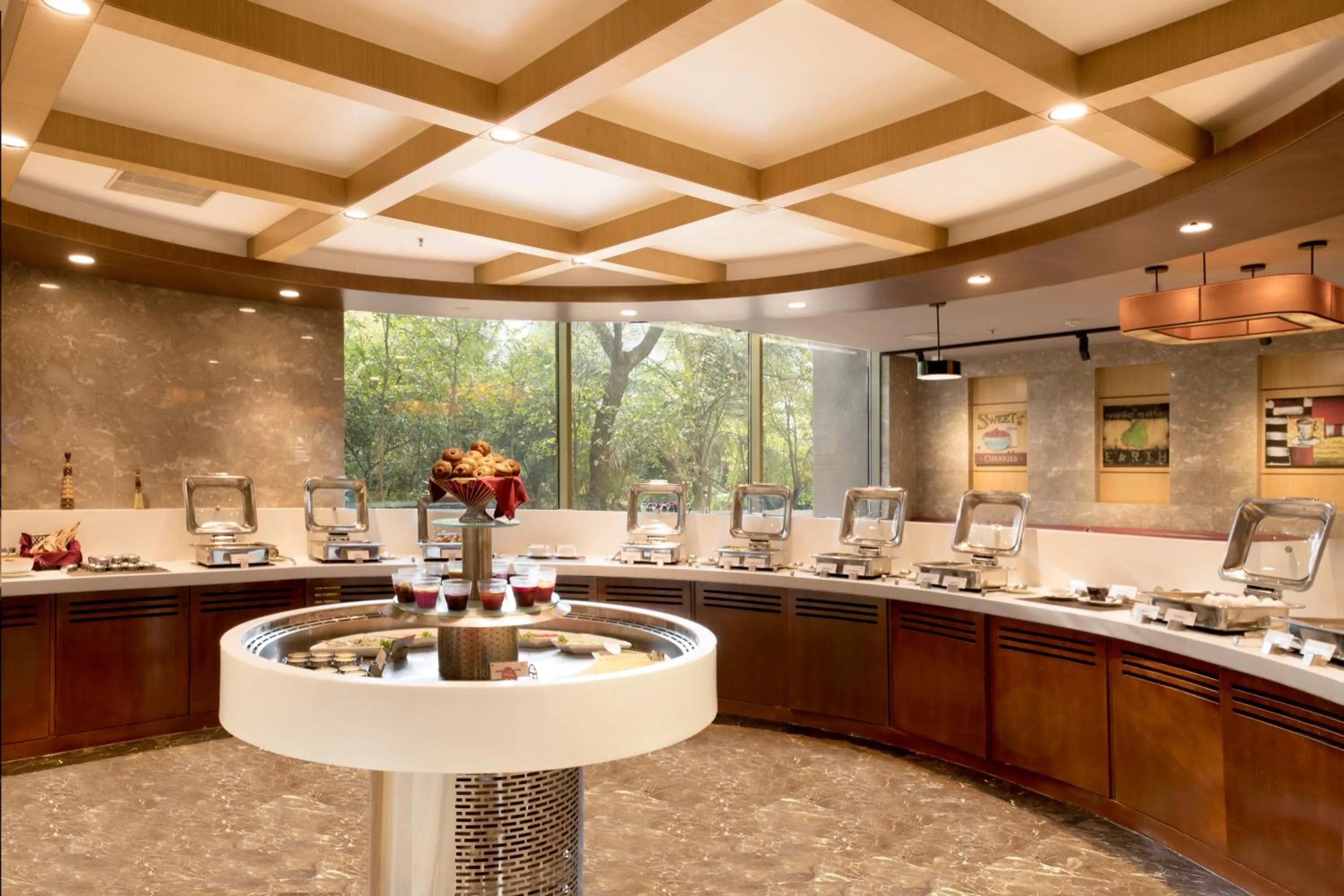 Breakfast in CJ Pallazzio,Salem